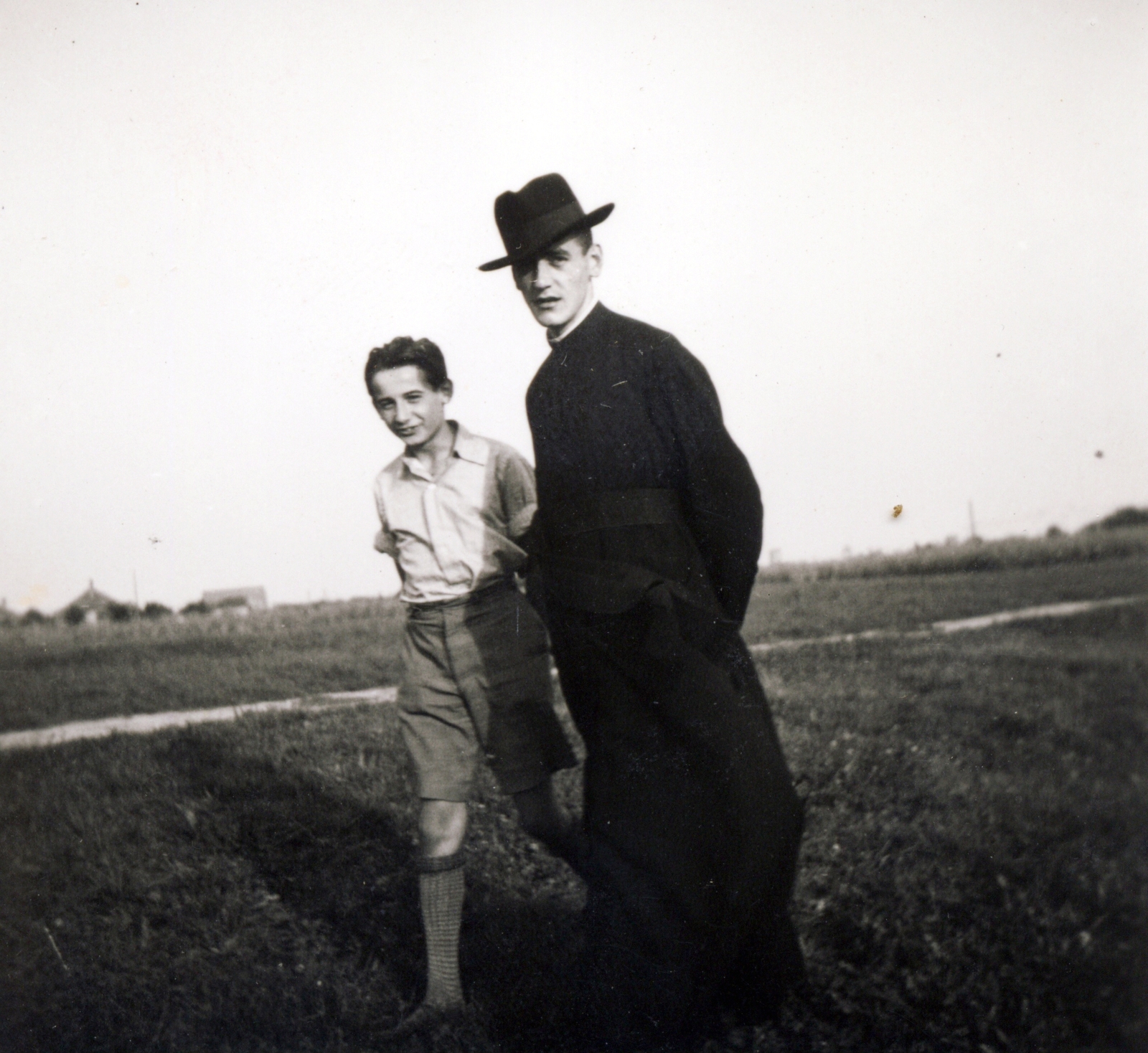 1940, Jezsuita Levéltár, hátratett kéz, Fortepan #100087