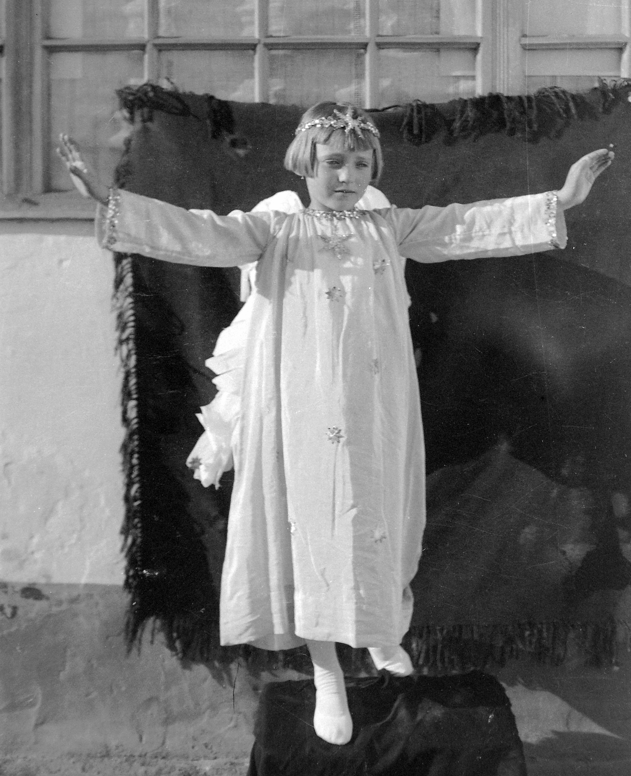 1943, Kurutz Márton, costume, divided windows, Fortepan #10021