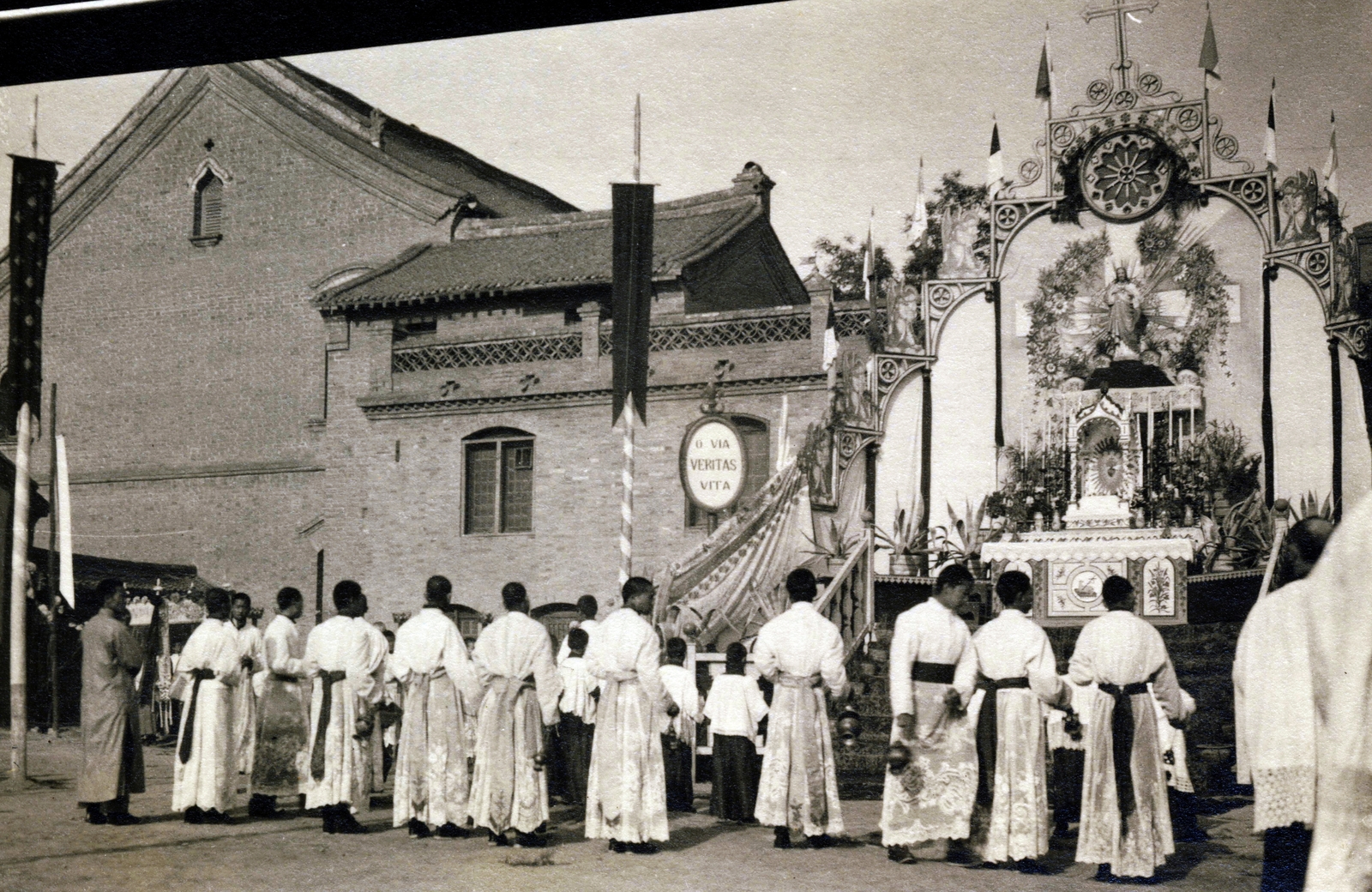 China, 1938, Jezsuita Levéltár, flag, procession, altar, flag pole, incense, Fortepan #100323