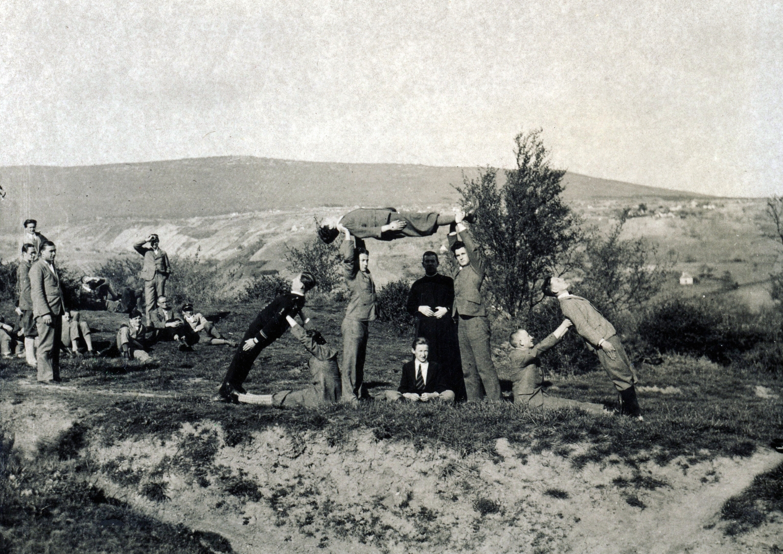 1932, Jezsuita Levéltár, posture, human pyramid, Fortepan #100324