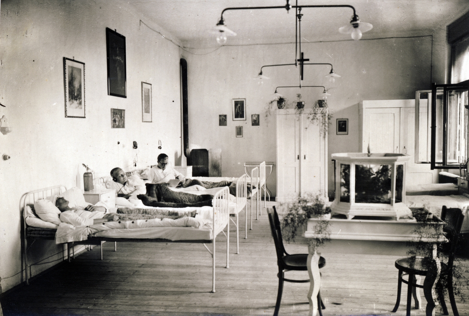 1914, Jezsuita Levéltár, illness, bed, iron bed, Fortepan #100337
