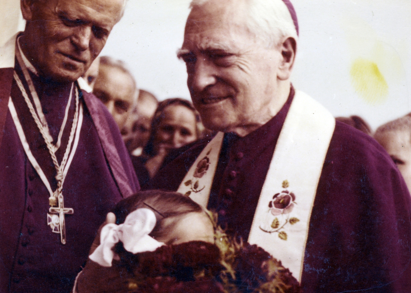 Márton Áron erdélyi püspök., 1980, Jezsuita Levéltár, colorful, priest, cross, vestments, bishop, Fortepan #100389