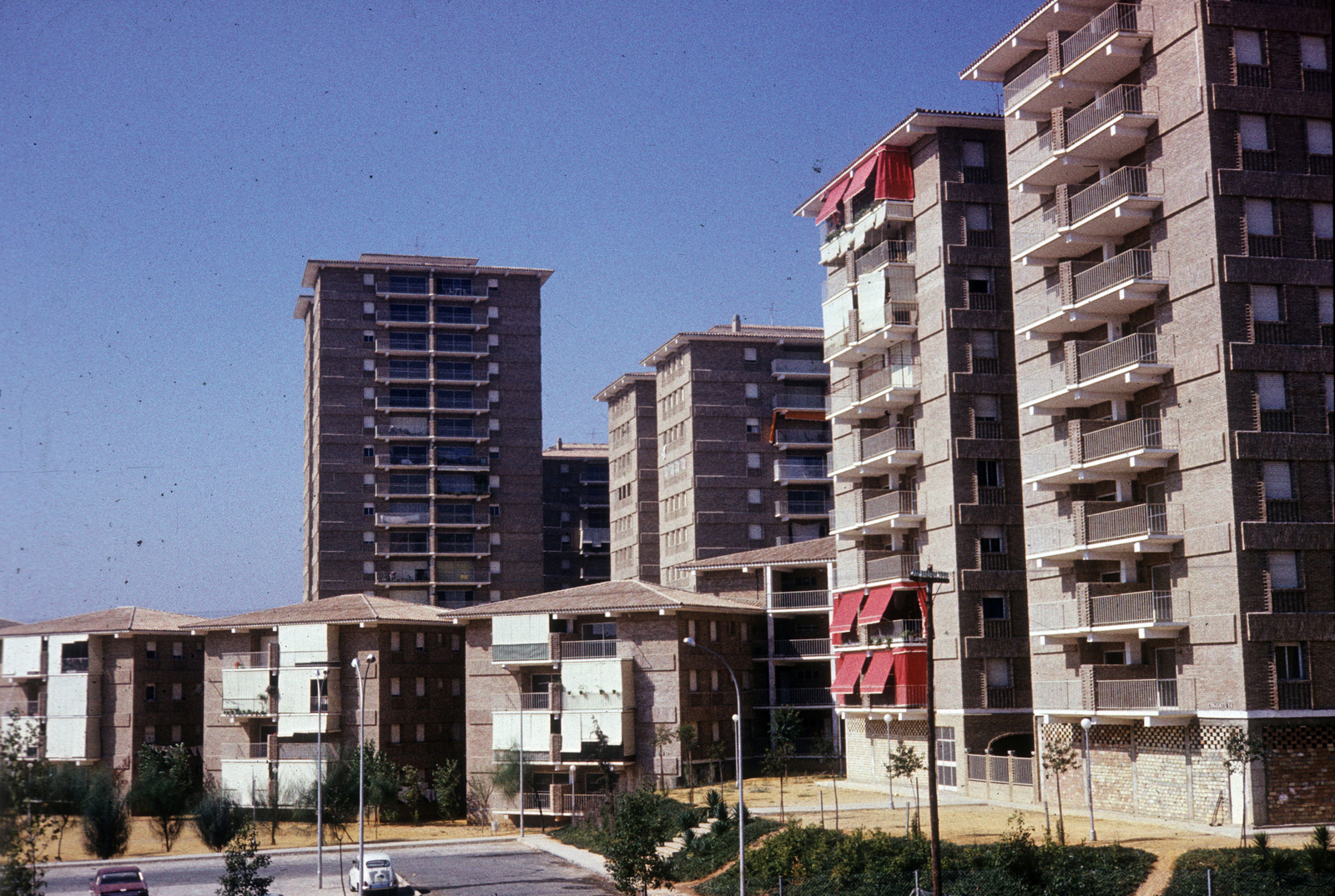 Spain, Mairena del Aljarafe, Barriada Ciudad del Aljarafe., 1974, Ormos Imre Alapítvány, dr  Dalányi László, colorful, Fortepan #100598