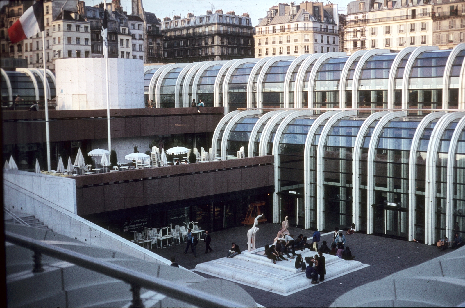 France, Paris, Forum des Halles bevásárlóközpont (az egykori nagybani piac helyén)., 1979, Ormos Imre Alapítvány, dr  Dalányi László, colorful, Fortepan #100609