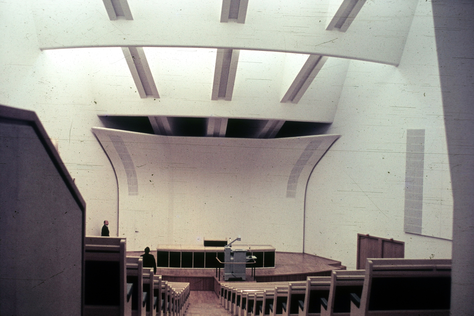 Finland, Espoo, Aalto Egyetem, fő előadóterem., 1972, Ormos Imre Alapítvány, dr  Dalányi László, colorful, university, lecture hall, overhead projector, Fortepan #100642