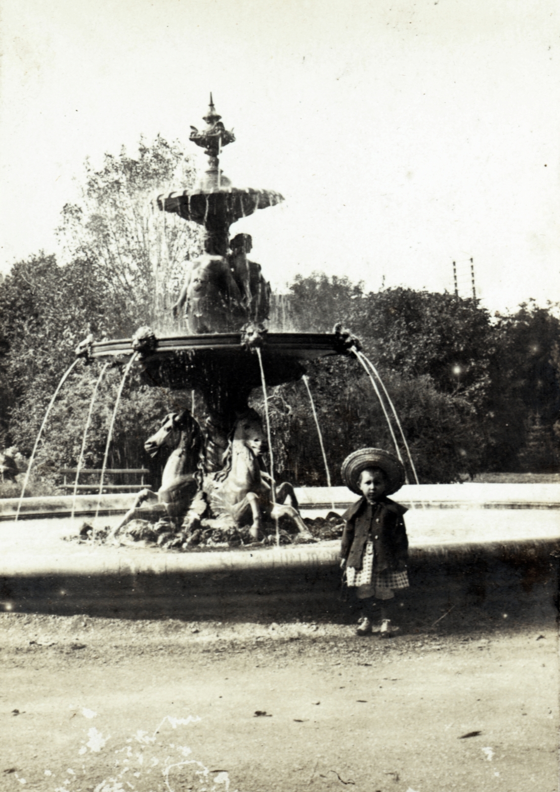 Romania,Transylvania, Brașov, Rudolf Park (Parcul Rudolf)., 1911, Gyollai Jánosné, fountain, Fortepan #100980