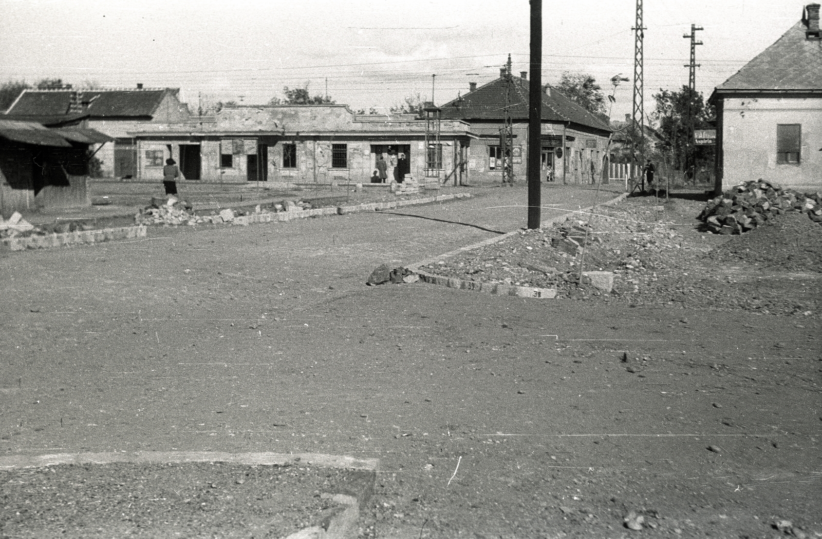 Magyarország, Budapest XVI., Sashalmi tér., 1947, Győző József, Budapest, utcakép, Fortepan #101647