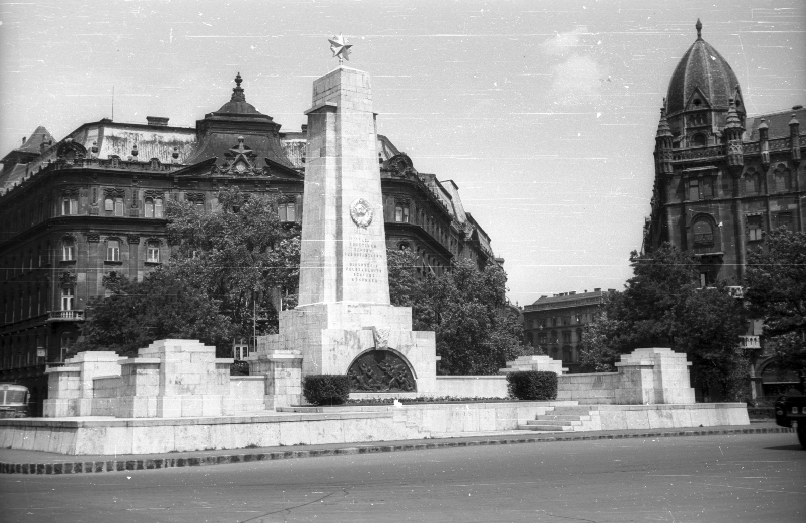 Hungary, Budapest V., Szabadság tér, szovjet hősi emlékmű., 1964, Sugár Ferenc, Soviet memorial, Budapest, Fortepan #101679