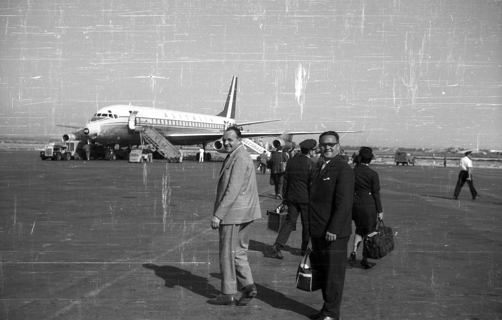 1965, Sugár Ferenc, airport, Alitalia airlines, Fortepan #101730