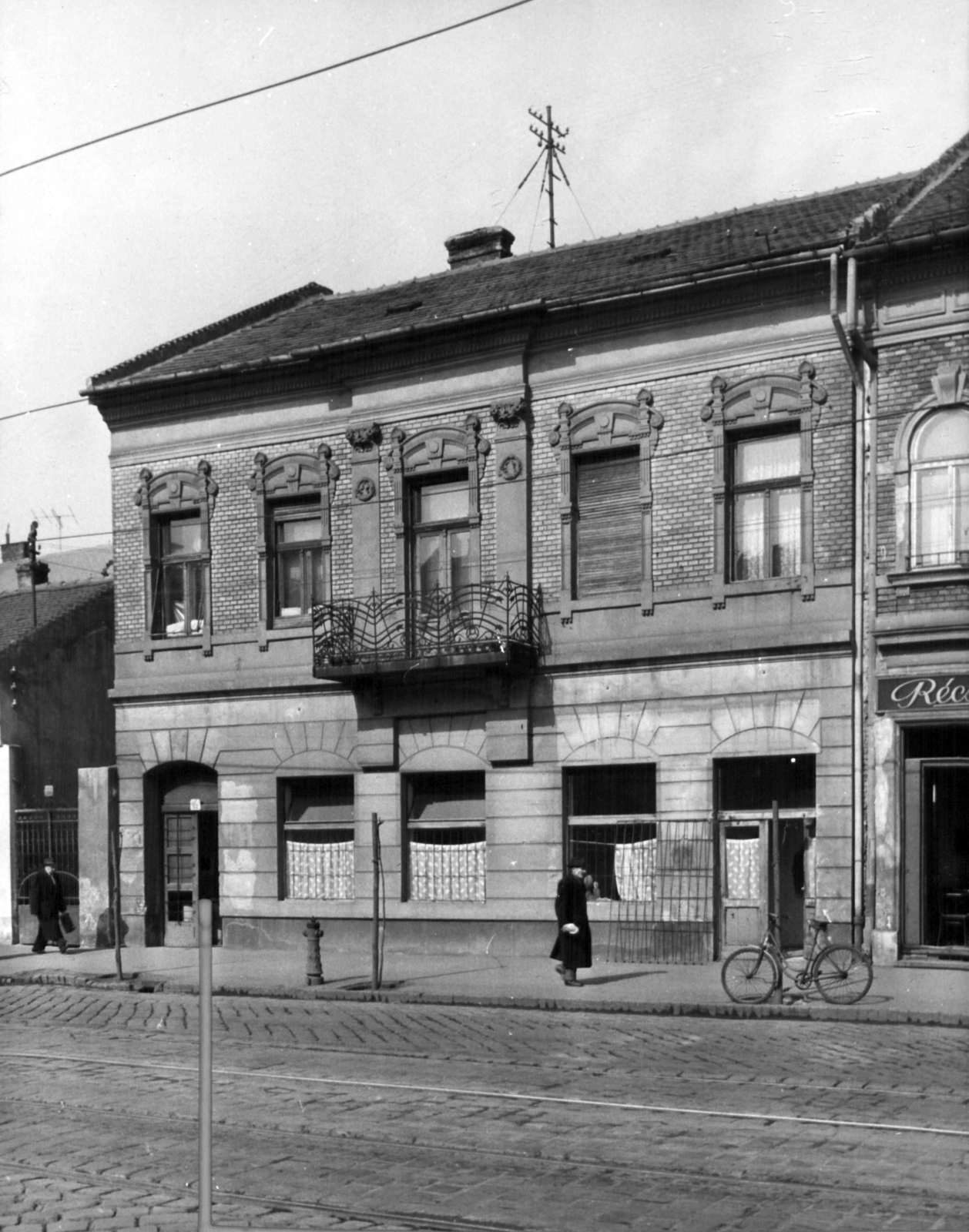 Hungary, Budapest IV., Árpád út 52. A kép forrását kérjük így adja meg: Fortepan / Budapest Főváros Levéltára. Levéltári jelzet: HU_BFL_XV_19_c_11, 1961, Budapest Főváros Levéltára / Városrendezési és Építészeti Osztályának fényképei, A Fővárosi Tanács VB Városrendezési és Építészeti Osztályának, Budapest, Fortepan #102068