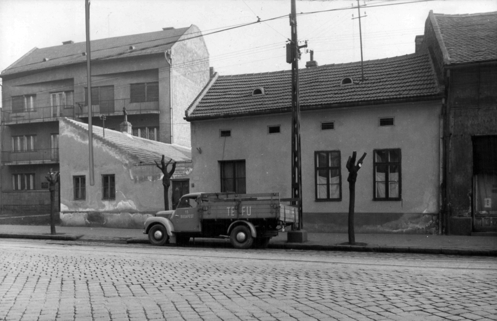 Hungary, Budapest IV., Árpád út 151. A kép forrását kérjük így adja meg: Fortepan / Budapest Főváros Levéltára. Levéltári jelzet: HU_BFL_XV_19_c_11, 1961, Budapest Főváros Levéltára / Városrendezési és Építészeti Osztályának fényképei, A Fővárosi Tanács VB Városrendezési és Építészeti Osztályának, Budapest, Fortepan #102125