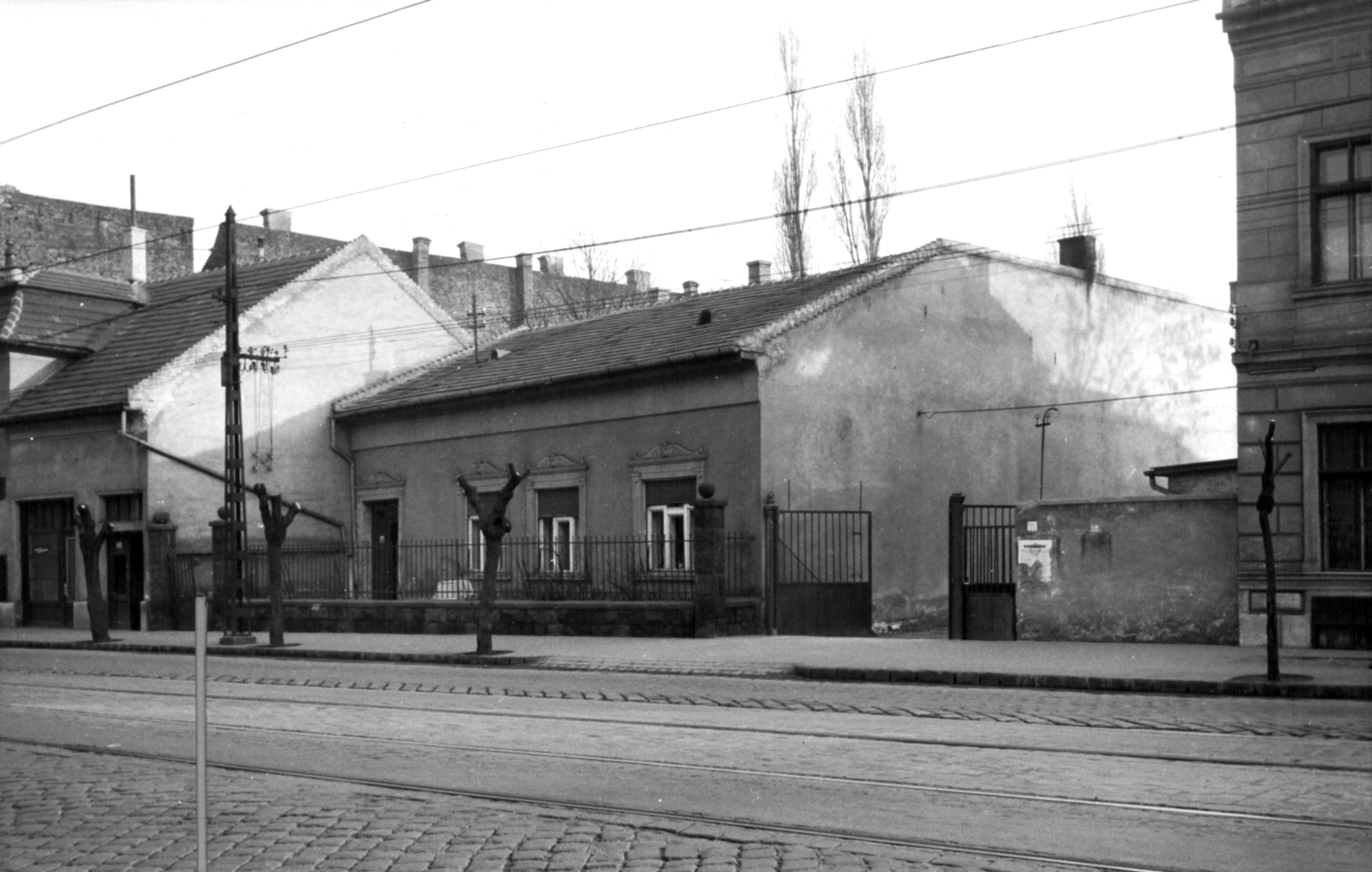 Hungary, Budapest IV., Árpád út 33/b. A kép forrását kérjük így adja meg: Fortepan / Budapest Főváros Levéltára. Levéltári jelzet: HU_BFL_XV_19_c_11, 1961, Budapest Főváros Levéltára / Városrendezési és Építészeti Osztályának fényképei, A Fővárosi Tanács VB Városrendezési és Építészeti Osztályának, Budapest, Fortepan #102143