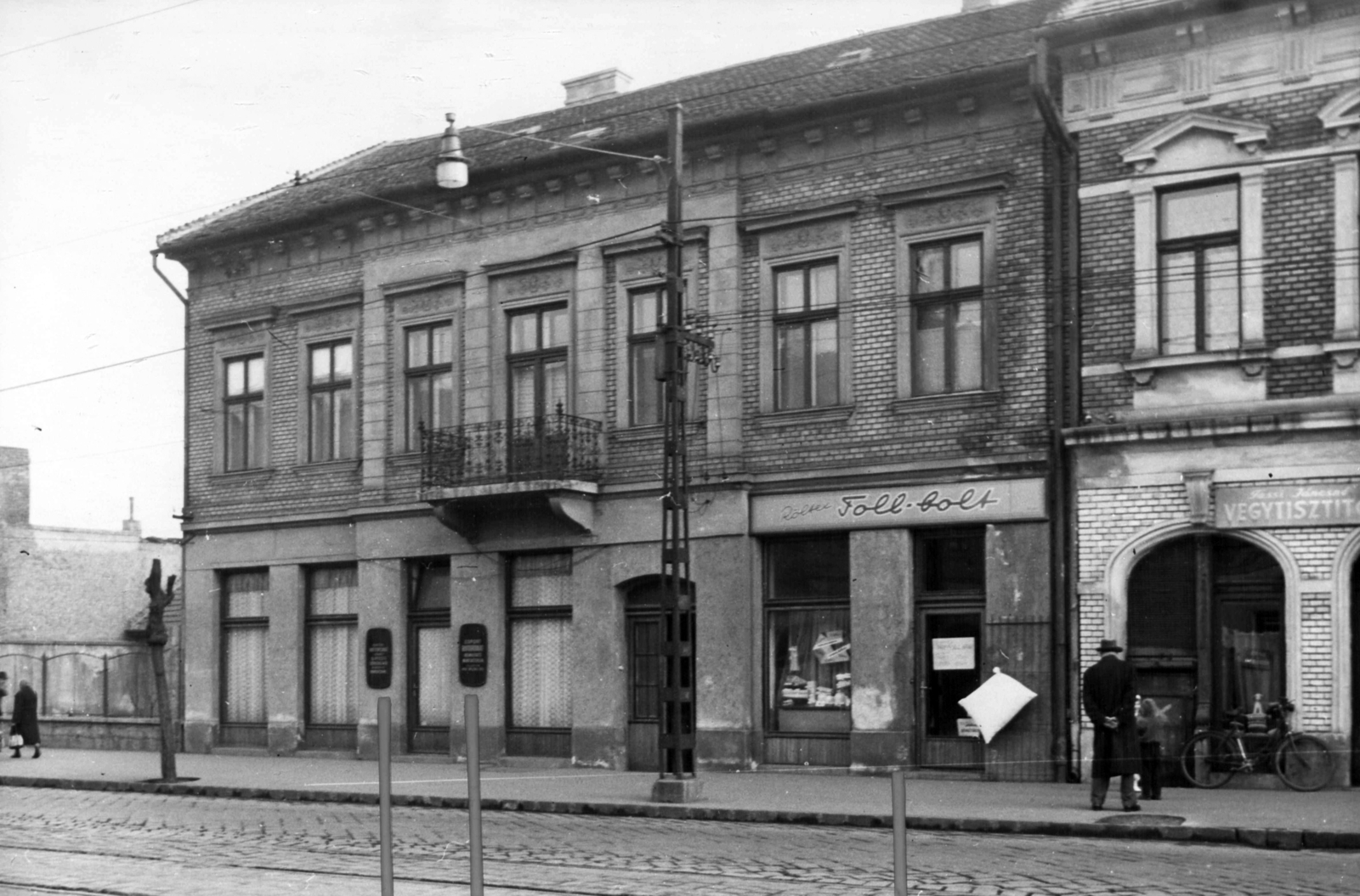 Hungary, Budapest IV., Árpád út 37. A kép forrását kérjük így adja meg: Fortepan / Budapest Főváros Levéltára. Levéltári jelzet: HU_BFL_XV_19_c_11, 1961, Budapest Főváros Levéltára / Városrendezési és Építészeti Osztályának fényképei, A Fővárosi Tanács VB Városrendezési és Építészeti Osztályának, Budapest, Fortepan #102146
