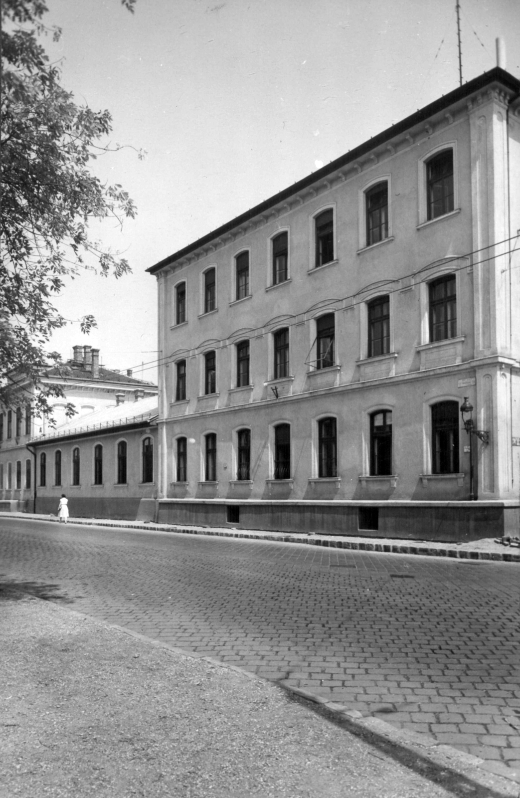 Hungary, Budapest VIII., II. János Pál pápa (Köztársaság) tér 20., Fővárosi Gázművek. A kép forrását kérjük így adja meg: Fortepan / Budapest Főváros Levéltára. Levéltári jelzet: HU_BFL_XV_19_c_11, 1961, Budapest Főváros Levéltára / Városrendezési és Építészeti Osztályának fényképei, A Fővárosi Tanács VB Városrendezési és Építészeti Osztályának, Budapest, Fortepan #102468