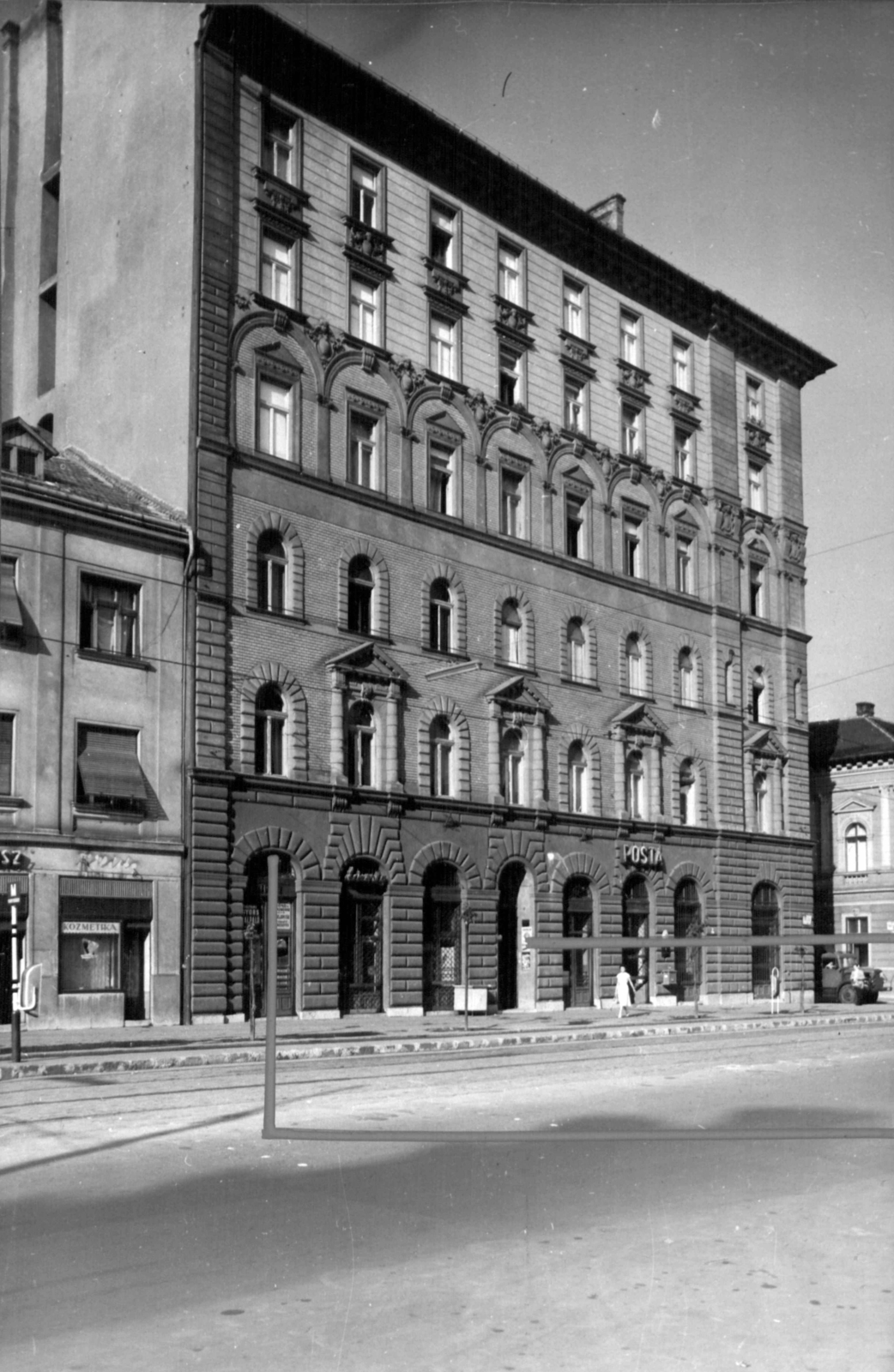 Hungary, Budapest IX., Üllői út 89/a, jobbra a Thaly Kálmán utca. A kép forrását kérjük így adja meg: Fortepan / Budapest Főváros Levéltára. Levéltári jelzet: HU_BFL_XV_19_c_11, 1961, Budapest Főváros Levéltára / Városrendezési és Építészeti Osztályának fényképei, A Fővárosi Tanács VB Városrendezési és Építészeti Osztályának, Budapest, Fortepan #102562