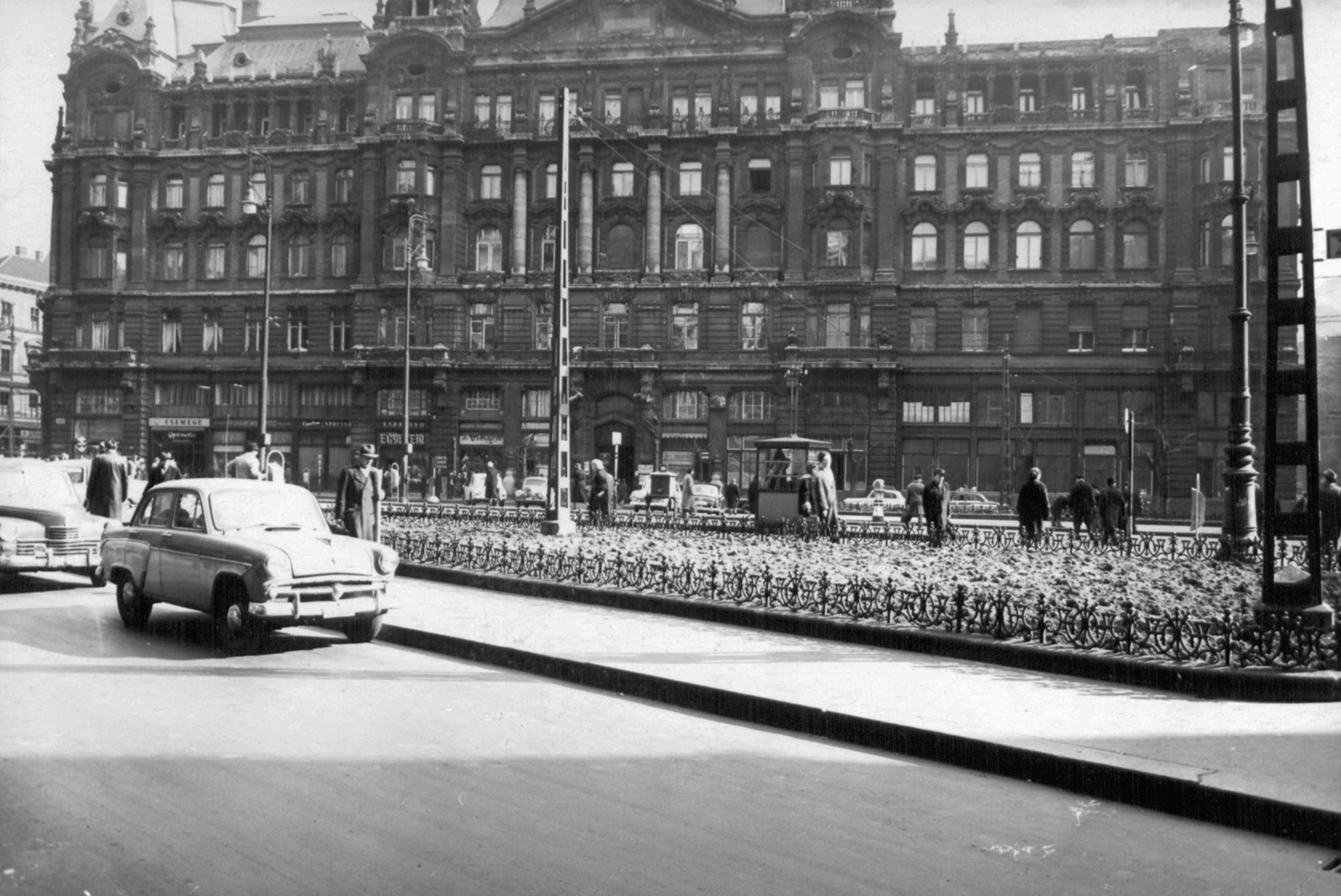 Magyarország, Budapest V., Ferenciek tere (Felszabadulás tér) 2., Királyi Bérpalota., 1962, Budapest Főváros Levéltára / Városrendezési és Építészeti Osztályának fényképei, A Fővárosi Tanács VB Városrendezési és Építészeti Osztályának, Budapest, Fortepan #102666