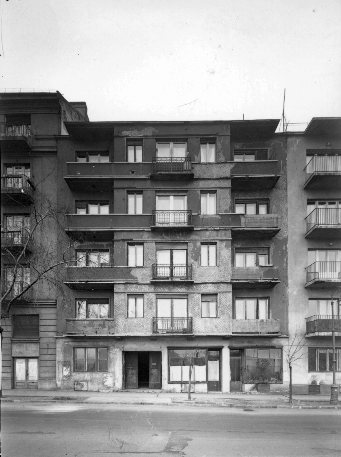 Magyarország, Budapest I., Attila út 85. A kép forrását kérjük így adja meg: Fortepan / Budapest Főváros Levéltára. Levéltári jelzet: HU_BFL_XV_19_c_11, 1959, Budapest Főváros Levéltára / Városrendezési és Építészeti Osztályának fényképei, A Fővárosi Tanács VB Városrendezési és Építészeti Osztályának, Budapest, Fortepan #102742