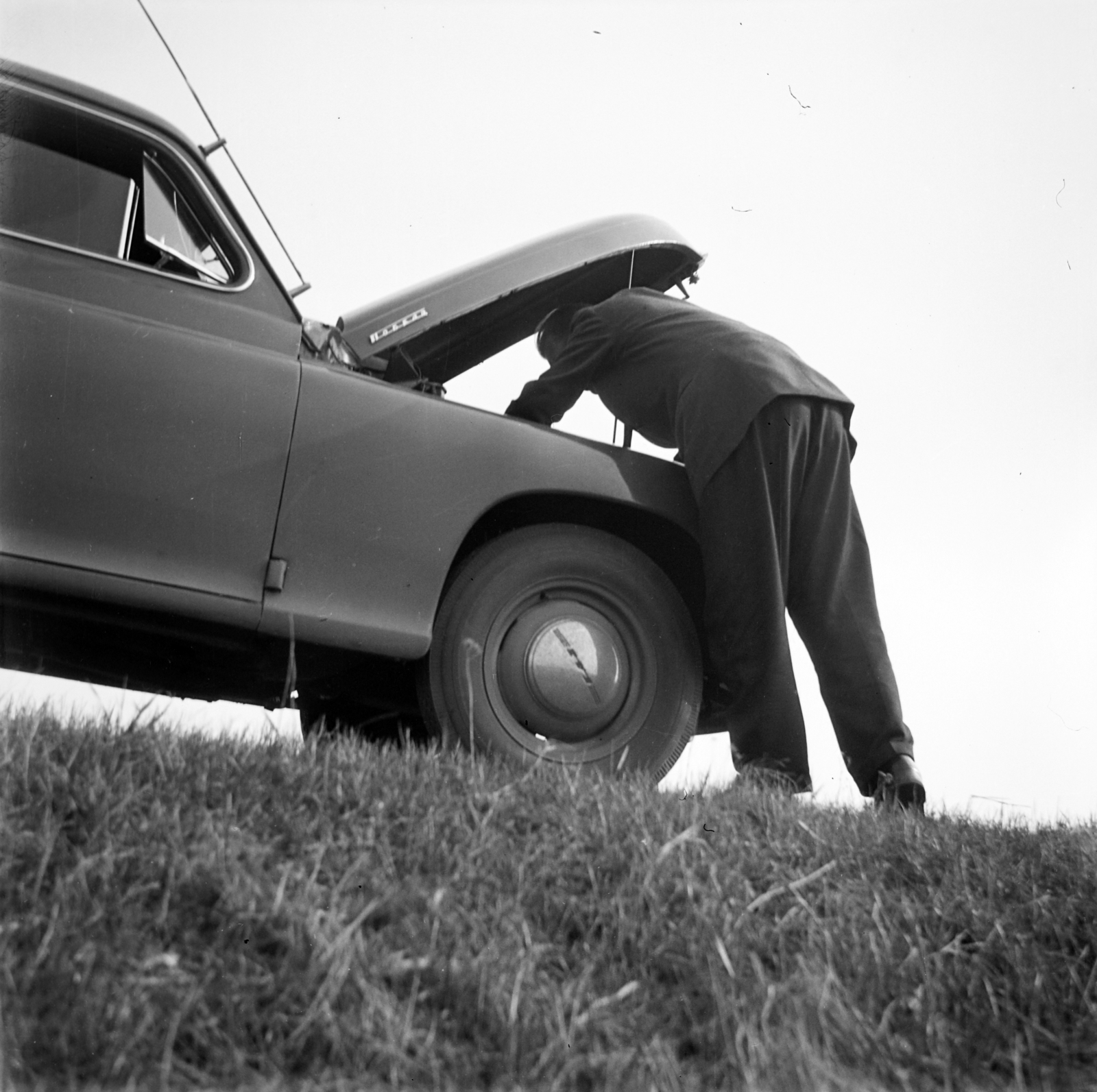 1955, Kurutz Márton, automobile, M20 Pobeda, car repair, Fortepan #10293