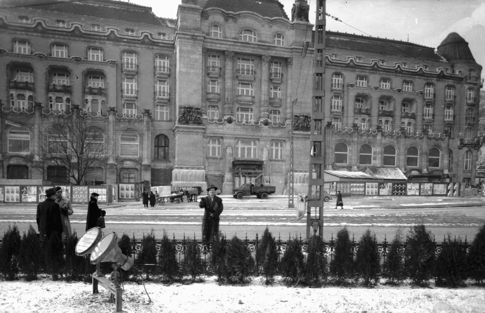 Hungary, Budapest XI., Szent Gellért tér, Gellért Szálló., 1959, Budapest Főváros Levéltára / Városrendezési és Építészeti Osztályának fényképei, A Fővárosi Tanács VB Városrendezési és Építészeti Osztályának, poster, Budapest, Fortepan #103293