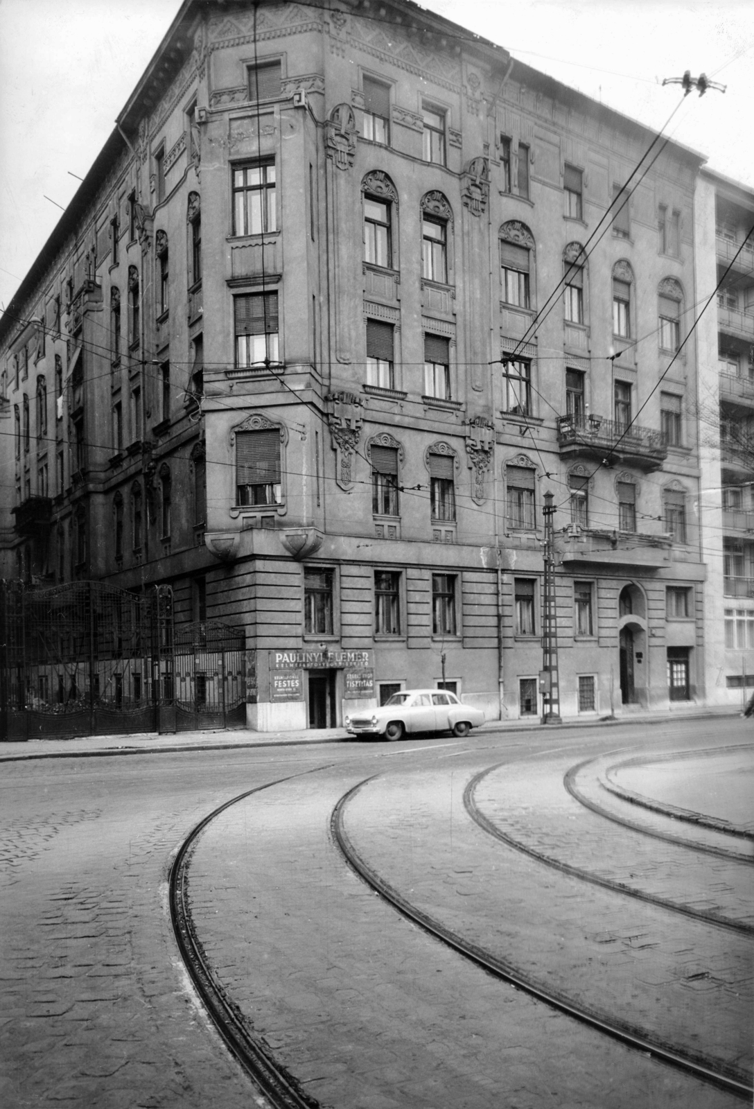 Hungary, Budapest II., Frankel Leó út 24. a Vidra utcából nézve. A kép forrását kérjük így adja meg: Fortepan / Budapest Főváros Levéltára. Levéltári jelzet: HU_BFL_XV_19_c_11, 1961, Budapest Főváros Levéltára / Városrendezési és Építészeti Osztályának fényképei, A Fővárosi Tanács VB Városrendezési és Építészeti Osztályának, Budapest, Fortepan #103390