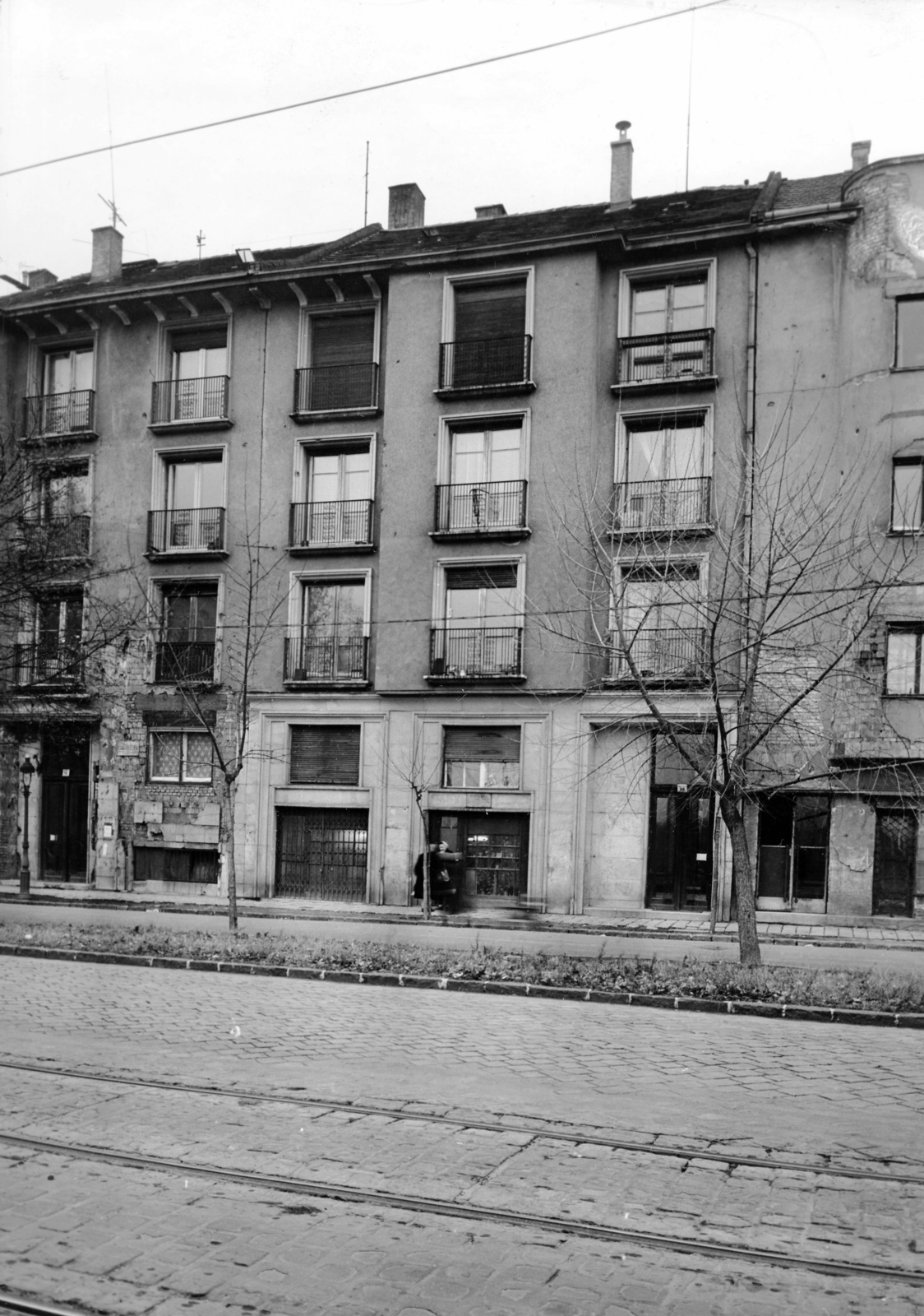 Magyarország, Budapest II., Frankel Leó út 96. és 98. A kép forrását kérjük így adja meg: Fortepan / Budapest Főváros Levéltára. Levéltári jelzet: HU_BFL_XV_19_c_11, 1961, Budapest Főváros Levéltára / Városrendezési és Építészeti Osztályának fényképei, A Fővárosi Tanács VB Városrendezési és Építészeti Osztályának, Budapest, Fortepan #103396