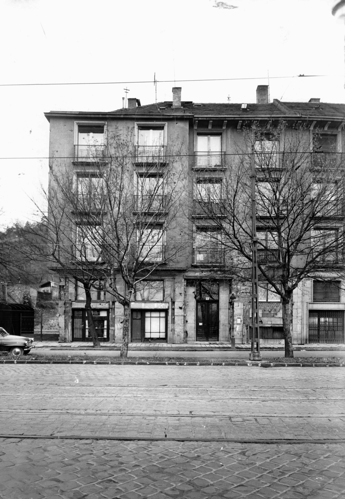 Hungary, Budapest II., Frankel Leó út 96. A kép forrását kérjük így adja meg: Fortepan / Budapest Főváros Levéltára. Levéltári jelzet: HU_BFL_XV_19_c_11, 1961, Budapest Főváros Levéltára / Városrendezési és Építészeti Osztályának fényképei, A Fővárosi Tanács VB Városrendezési és Építészeti Osztályának, Budapest, Fortepan #103397