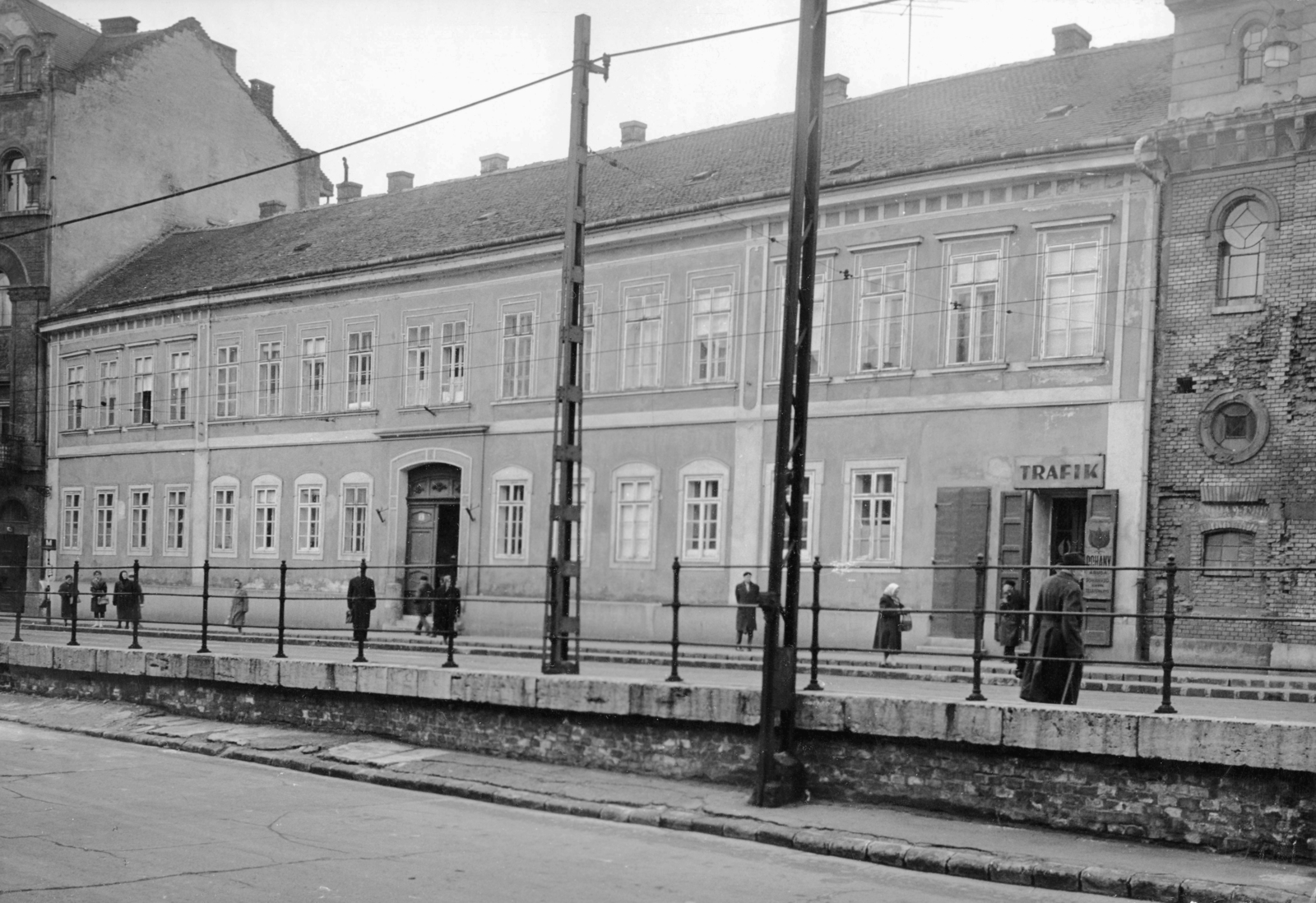 Hungary, Budapest II., Frankel Leó út 46. A kép forrását kérjük így adja meg: Fortepan / Budapest Főváros Levéltára. Levéltári jelzet: HU_BFL_XV_19_c_11, 1961, Budapest Főváros Levéltára / Városrendezési és Építészeti Osztályának fényképei, A Fővárosi Tanács VB Városrendezési és Építészeti Osztályának, Budapest, Fortepan #103430