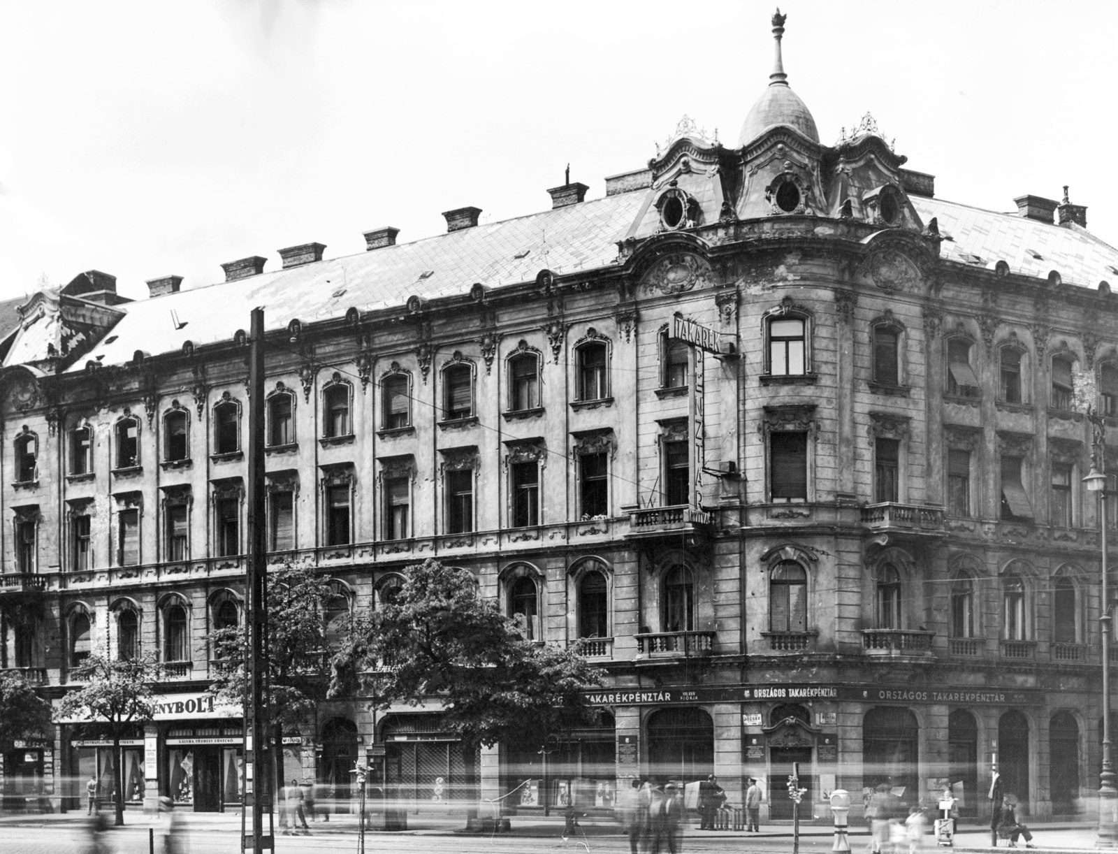 Hungary, Budapest VIII., József körút 33., Békési utca sarok. A kép forrását kérjük így adja meg: Fortepan / Budapest Főváros Levéltára. Levéltári jelzet: HU_BFL_XV_19_c_11, 1957, Budapest Főváros Levéltára / Városrendezési és Építészeti Osztályának fényképei, A Fővárosi Tanács VB Városrendezési és Építészeti Osztályának, Budapest, cornerhouse, architectural ornament, kitchenware, Fortepan #103500