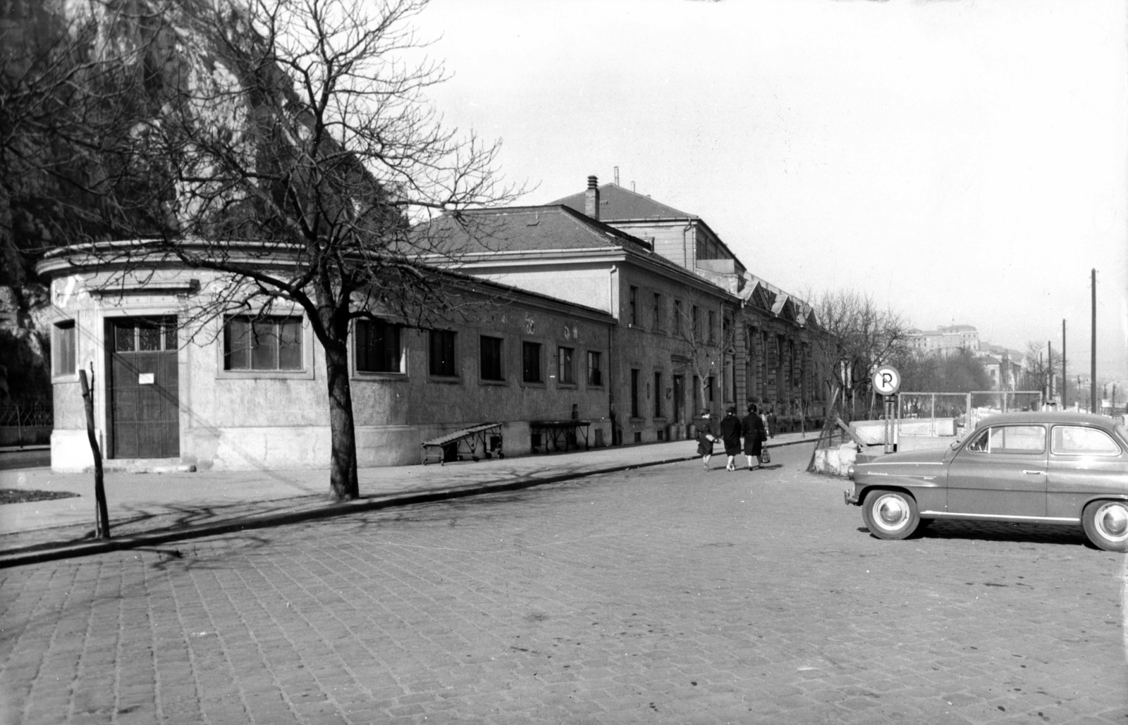 Hungary, Budapest I., Szent Gellért rakpart, Rudas fürdő. A kép forrását kérjük így adja meg: Fortepan / Budapest Főváros Levéltára. Levéltári jelzet: HU_BFL_XV_19_c_11, 1960, Budapest Főváros Levéltára / Városrendezési és Építészeti Osztályának fényképei, A Fővárosi Tanács VB Városrendezési és Építészeti Osztályának, Budapest, Fortepan #103704