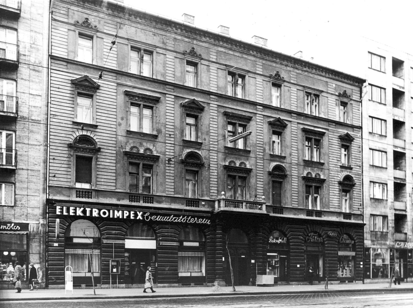 Magyarország, Budapest IX., Üllői út 69. A kép forrását kérjük így adja meg: Fortepan / Budapest Főváros Levéltára. Levéltári jelzet: HU_BFL_XV_19_c_11, 1973, Budapest Főváros Levéltára / Városrendezési és Építészeti Osztályának fényképei, A Fővárosi Tanács VB Városrendezési és Építészeti Osztályának, Budapest, Fortepan #103767