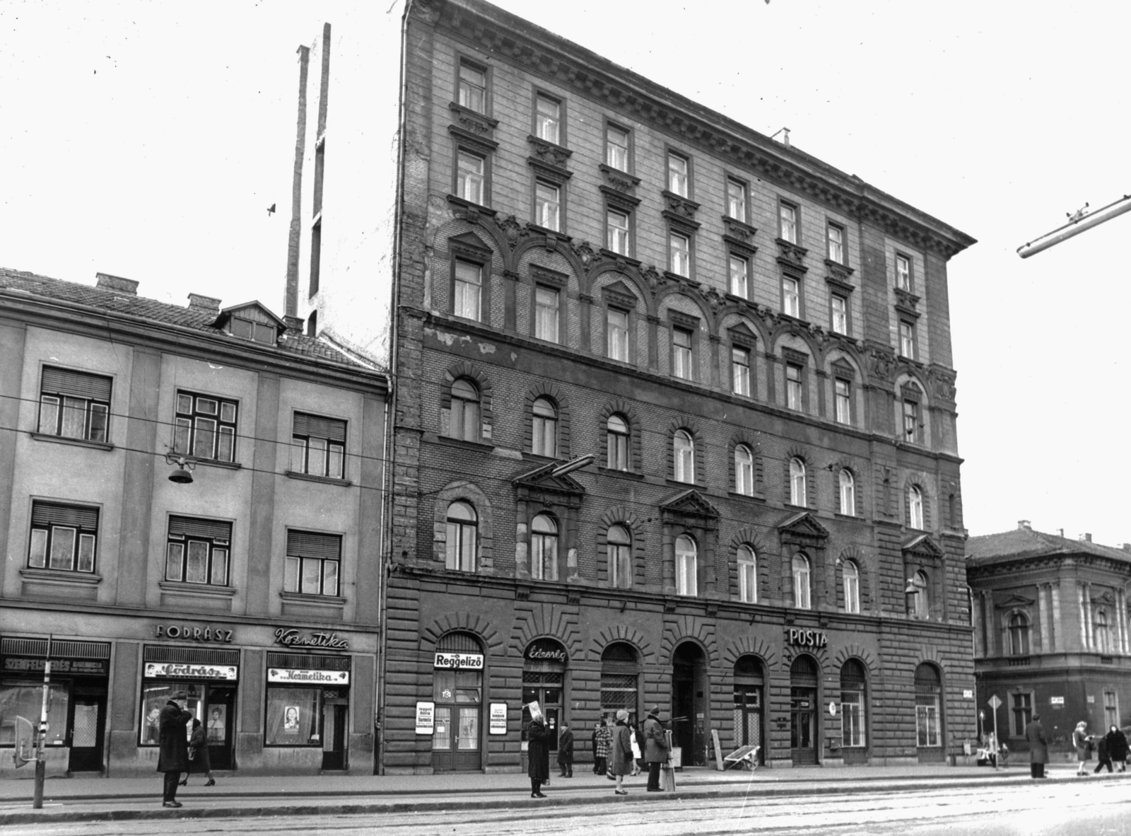 Hungary, Budapest IX., Üllői út 89/a, Thaly Kálmán utca sarok. A kép forrását kérjük így adja meg: Fortepan / Budapest Főváros Levéltára. Levéltári jelzet: HU_BFL_XV_19_c_11, 1973, Budapest Főváros Levéltára / Városrendezési és Építészeti Osztályának fényképei, A Fővárosi Tanács VB Városrendezési és Építészeti Osztályának, Budapest, Fortepan #103775