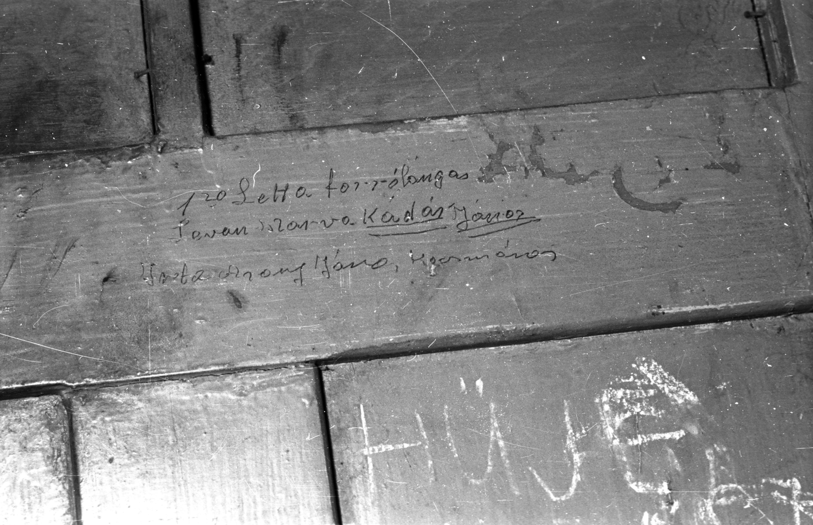 Hungary, A kép forrását kérjük így adja meg: Fortepan / Budapest Főváros Levéltára. Levéltári jelzet: HU.BFL.XV.19.c.10, 1958, Budapest Főváros Levéltára / BRFK helyszínelési fényképei, BRFK Hivatala Bűnügyi Technikai Osztály, politics, Effects of the 1956 Revolution, János Kádár-portrayal, Fortepan #103992