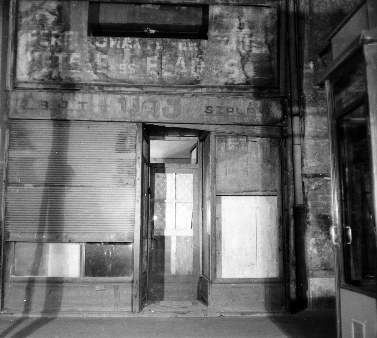 Hungary, A kép forrását kérjük így adja meg: Fortepan / Budapest Főváros Levéltára. Levéltári jelzet: HU.BFL.XV.19.c.10, 1961, Budapest Főváros Levéltára / BRFK helyszínelési fényképei, BRFK Hivatala Bűnügyi Technikai Osztály, Fortepan #104222