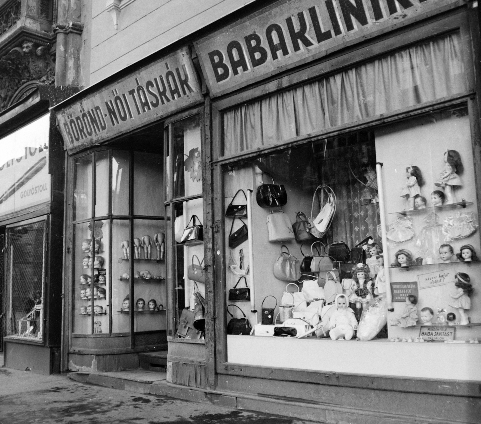 Hungary, Budapest V., Múzeum körút 5. A kép forrását kérjük így adja meg: Fortepan / Budapest Főváros Levéltára. Levéltári jelzet: HU.BFL.XV.19.c.10, 1961, Budapest Főváros Levéltára / BRFK helyszínelési fényképei, BRFK Hivatala Bűnügyi Technikai Osztály, bag, Budapest, Fortepan #104342