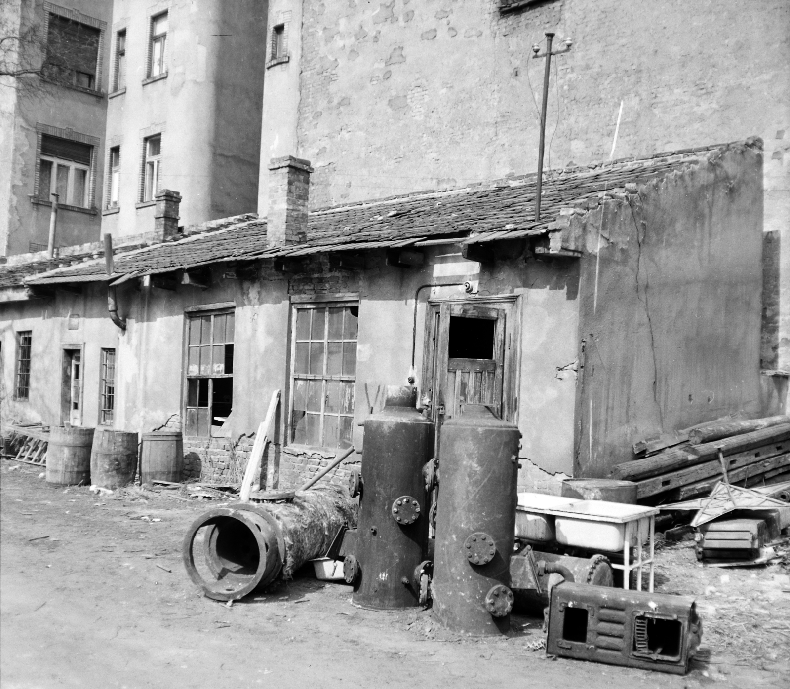 Hungary, A kép forrását kérjük így adja meg: Fortepan / Budapest Főváros Levéltára. Levéltári jelzet: HU.BFL.XV.19.c.10, 1963, Budapest Főváros Levéltára / BRFK helyszínelési fényképei, BRFK Hivatala Bűnügyi Technikai Osztály, Fortepan #104452