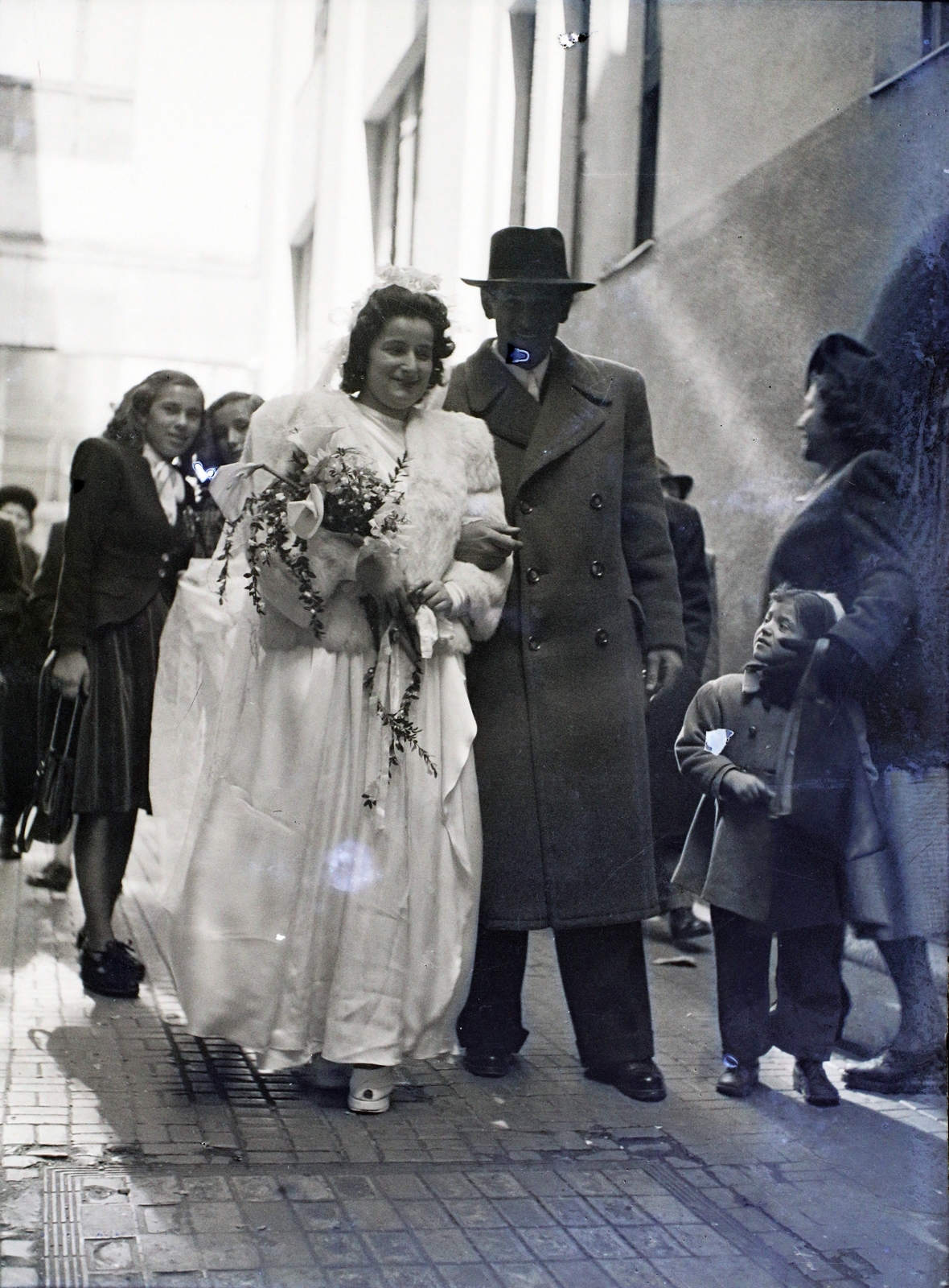 Hungary, Budapest VII., a Kazinczy utcai orthodox központ udvara a zsinagógánál., 1948, Hámori Gyula, Budapest, Fortepan #105000