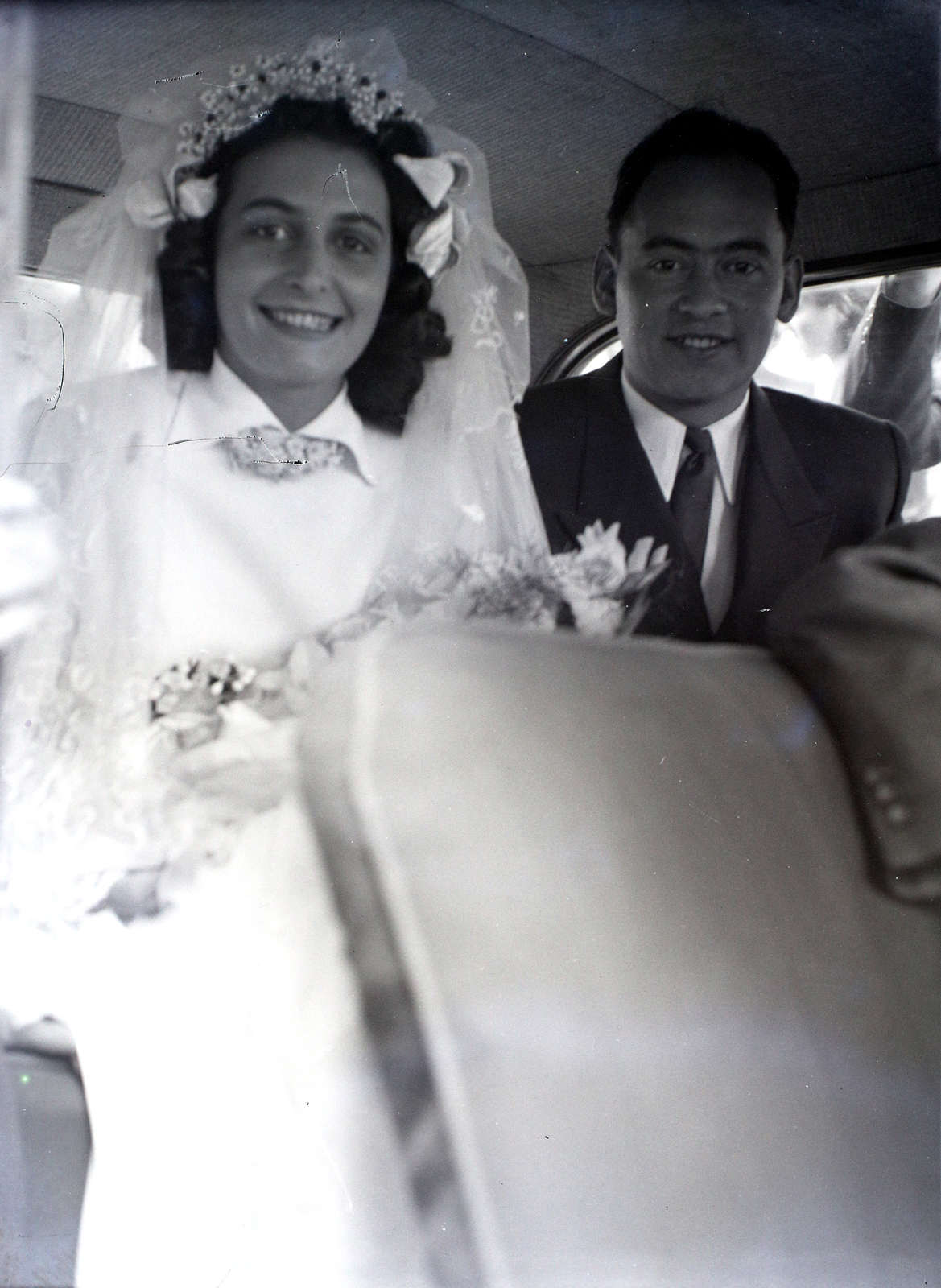 Hungary, 1947, Hámori Gyula, Budapest, bride, automobile, groom, Fortepan #105057