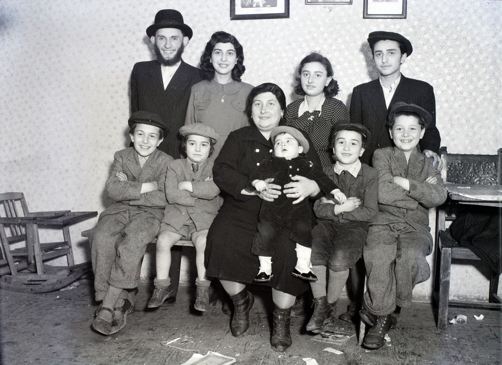 Hungary, 1948, Hámori Gyula, family, tableau, judaism, Budapest, Fortepan #105102
