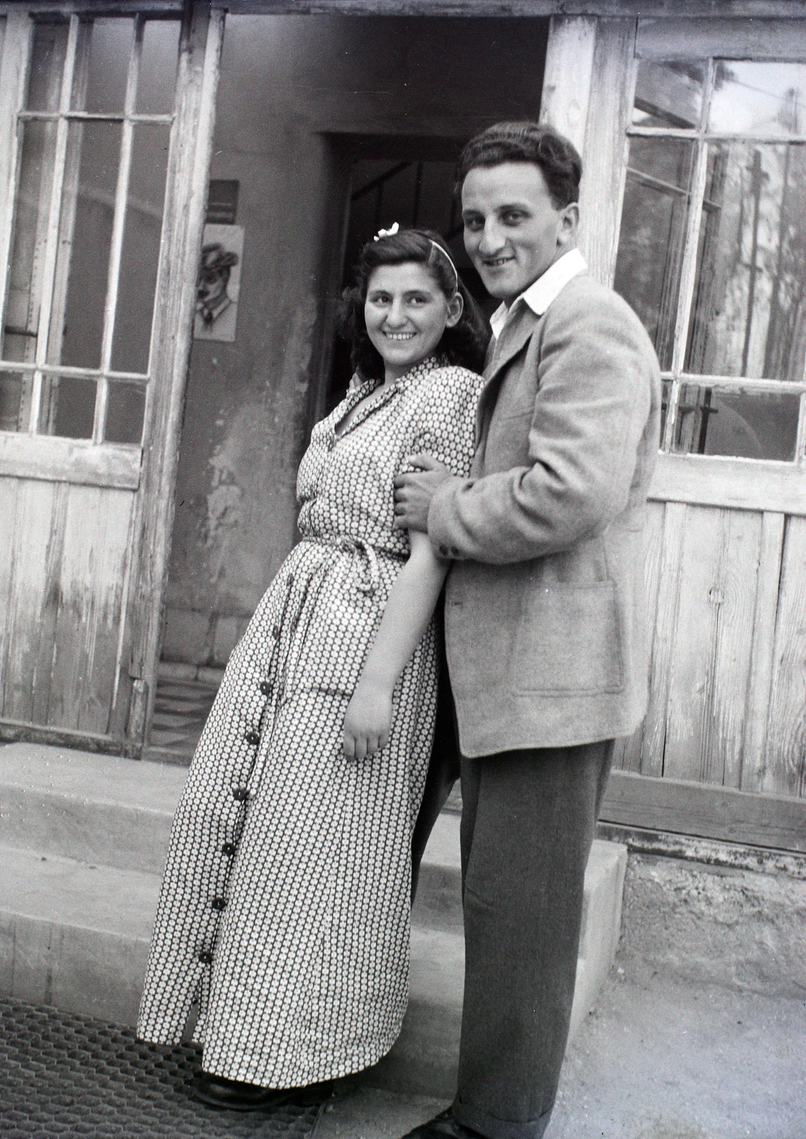 Magyarország, 1949, Hámori Gyula, házaspár, kettős portré, Budapest, kart karba öltve, Fortepan #105422