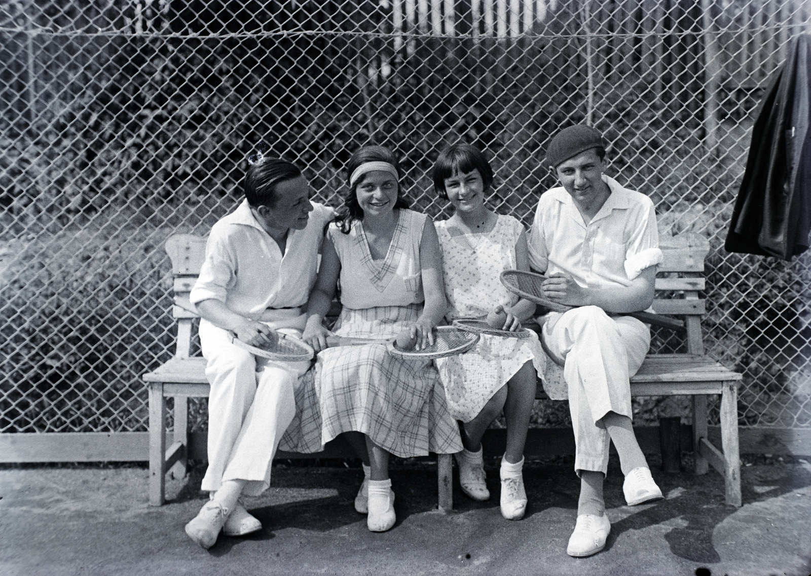 1933, Kurutz Márton, tennis, beret, Fortepan #10551