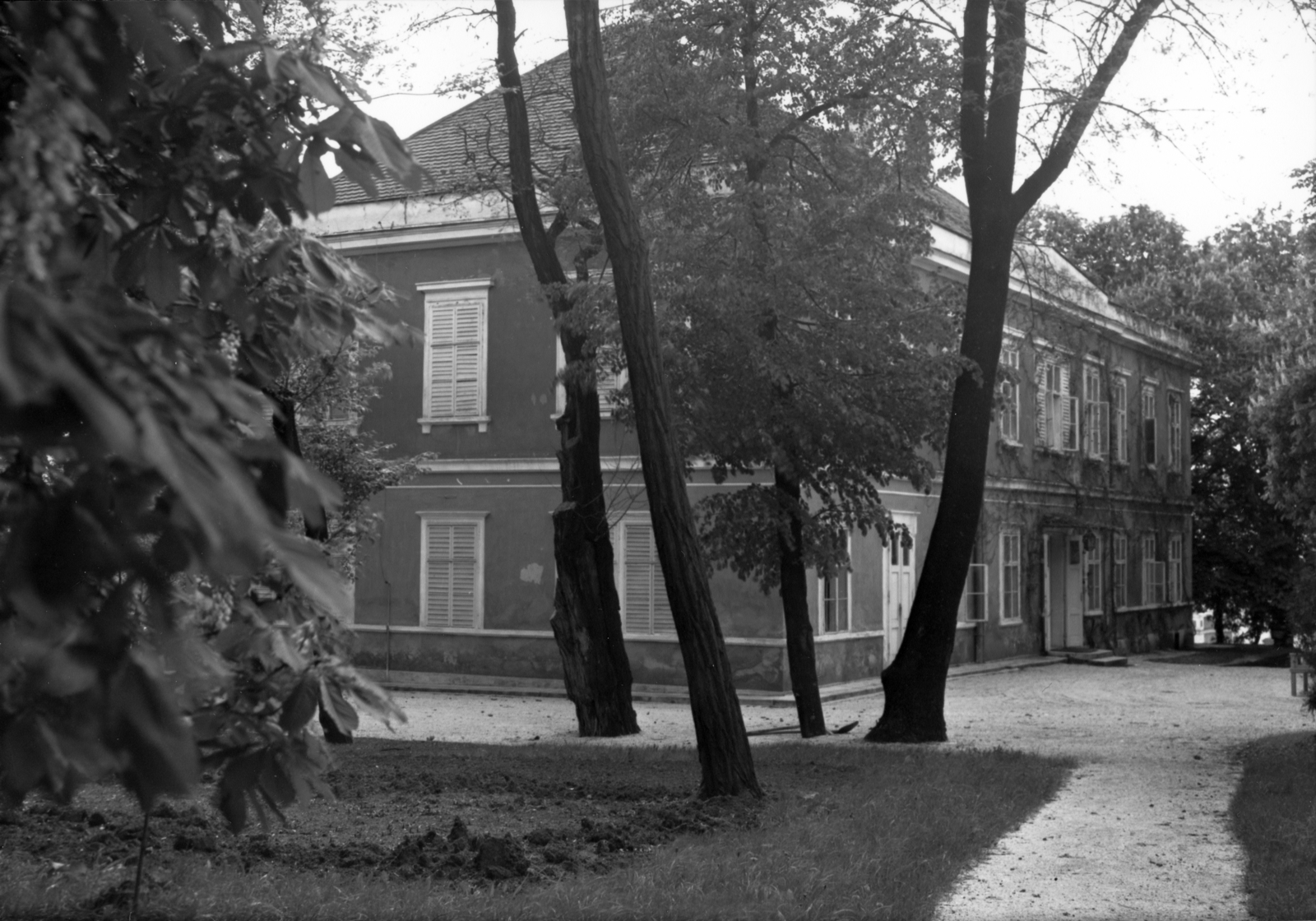Magyarország, Bicske, Batthyány-birtok, Galagonyás-tető, Hegyi-kastély., 1944, Archiv für Zeitgeschichte ETH Zürich / Agnes Hirschi, Carl Lutz, kastély, Fortepan #105842