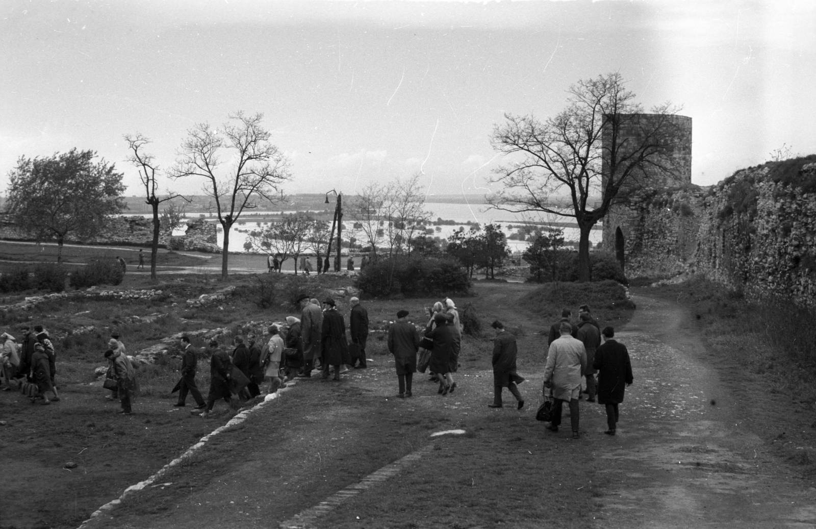 Szerbia, Belgrád, Nándorfehérvár, kilátás a várból, háttérben a Duna., 1965, Hunyady József, Fortepan #105869