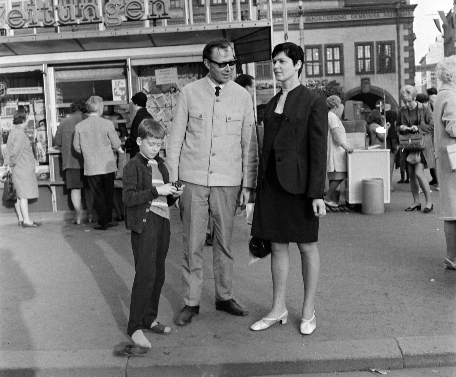 Németország, Lipcse, Markt, háttérben a Régi Városháza sarka., 1969, Hunyady József, NDK, Fortepan #106581