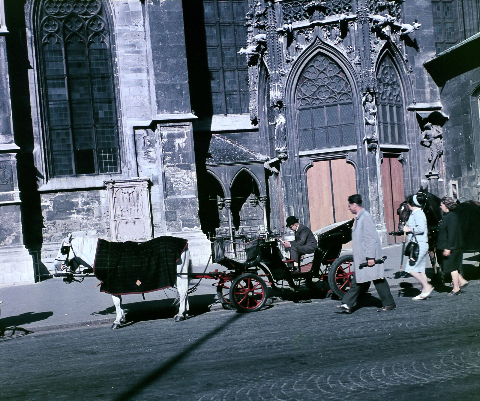 Austria, Vienna, Stephansplatz, Stephansdom / Szent István-székesegyház., 1964, Hunyady József, colorful, tracery, Fortepan #106657