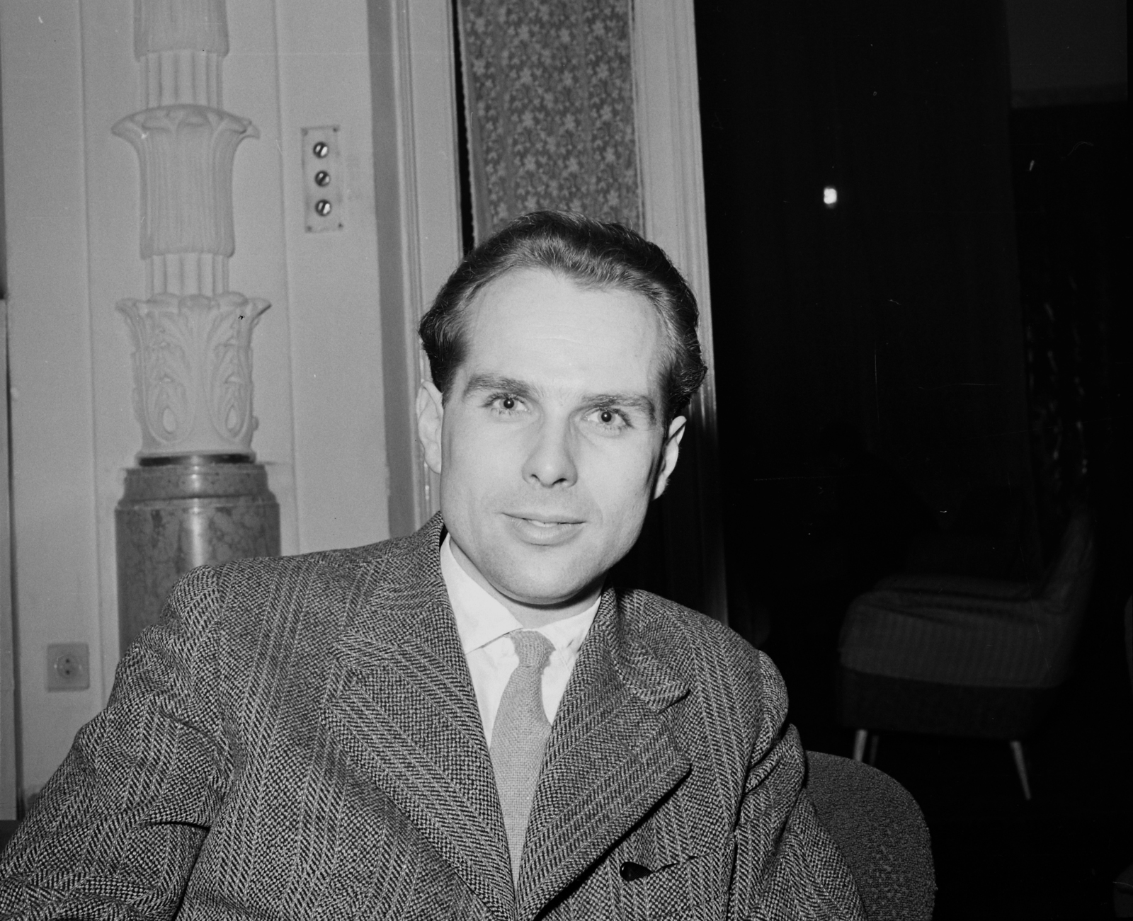 Magyarország, Budapest VI., Görgey Gábor író. A felvétel az Írószövetség Bajza utca 18. alatti székházában készült., 1965, Hunyady József, Budapest, Fortepan #106690