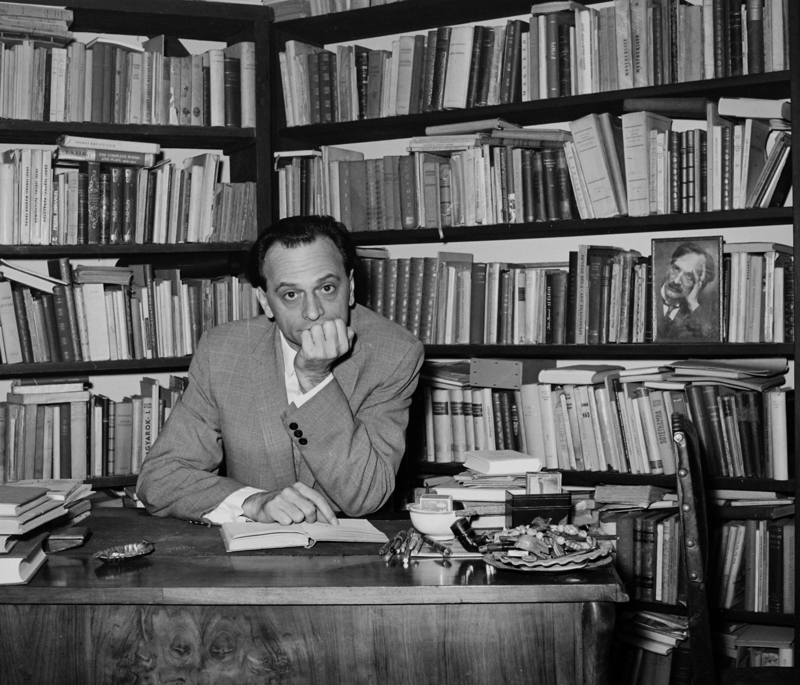 Hungary, Budapest XII., Királyhágó utca 5/b, Lengyel Balázs műkritikus, író otthonában., 1963, Hunyady József, Budapest, Fortepan #106740