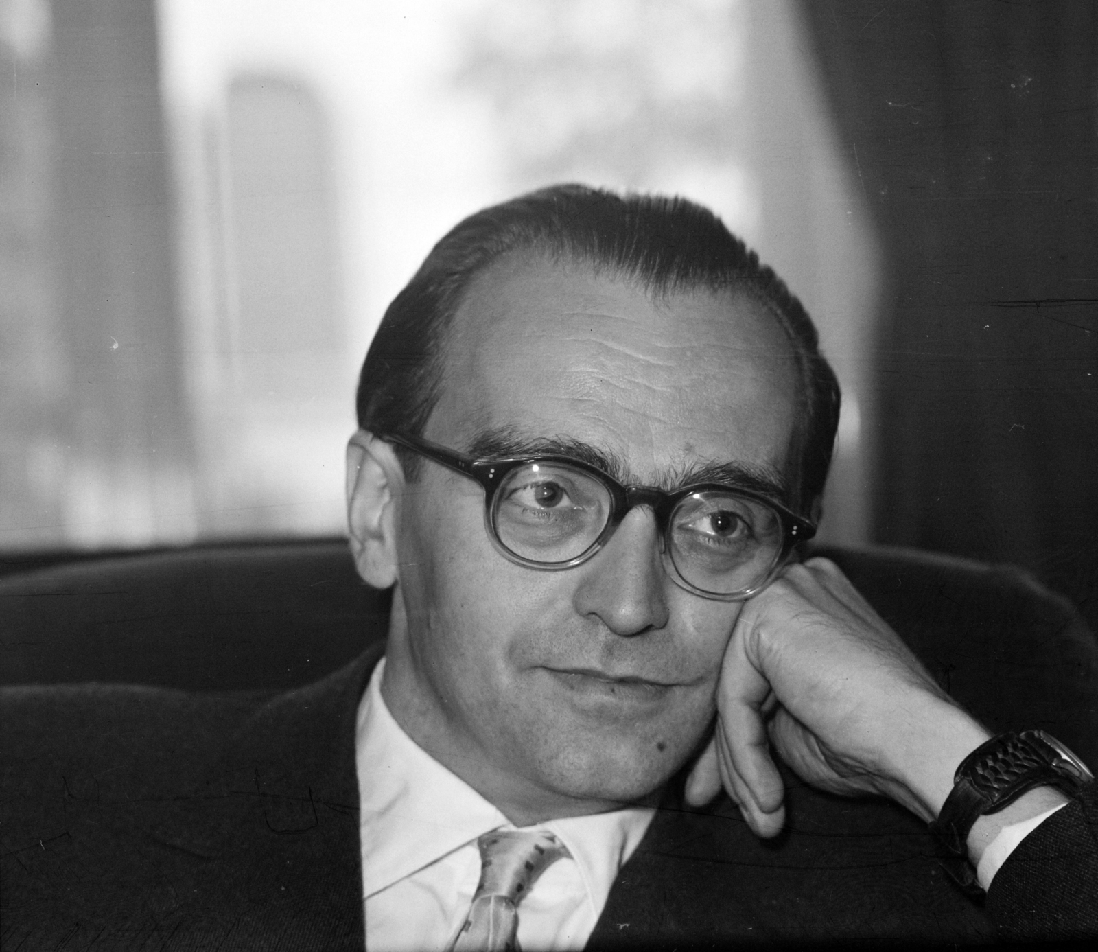 Hungary, Budapest VI., Bába Mihály író, műfordító, újságíró. A felvétel az Írószövetség Bajza utca 18. alatti székházában készült., 1963, Hunyady József, Budapest, Fortepan #106758