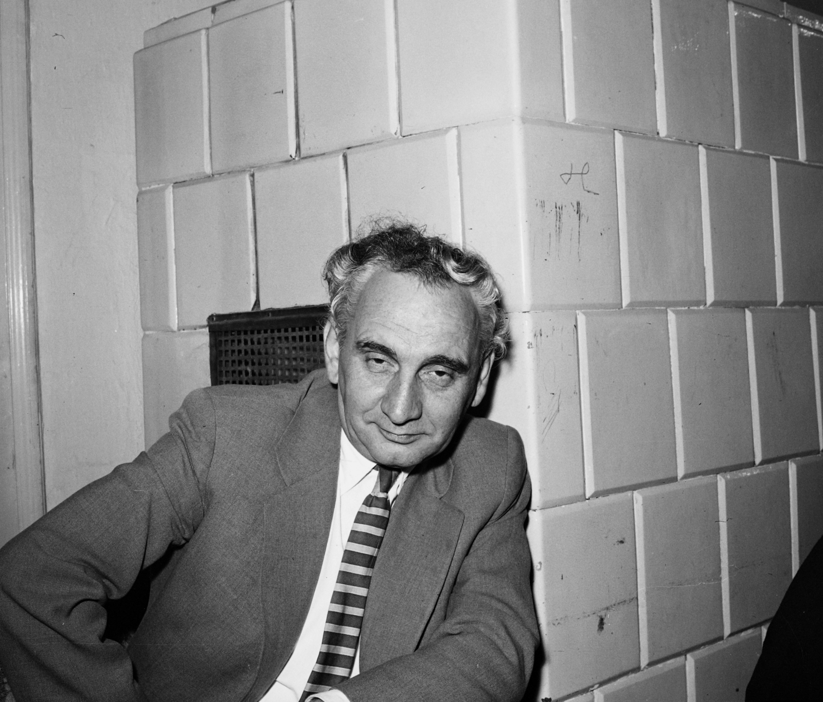 Magyarország, Pécs, Mária (Déryné) utca 18., Pécs Város Művelődési Háza, a Képcsarnok Vállalat "A szocialista műkereskedelem - művészeti nevelés" című ankétja., 1965, Hunyady József, Fortepan #106773