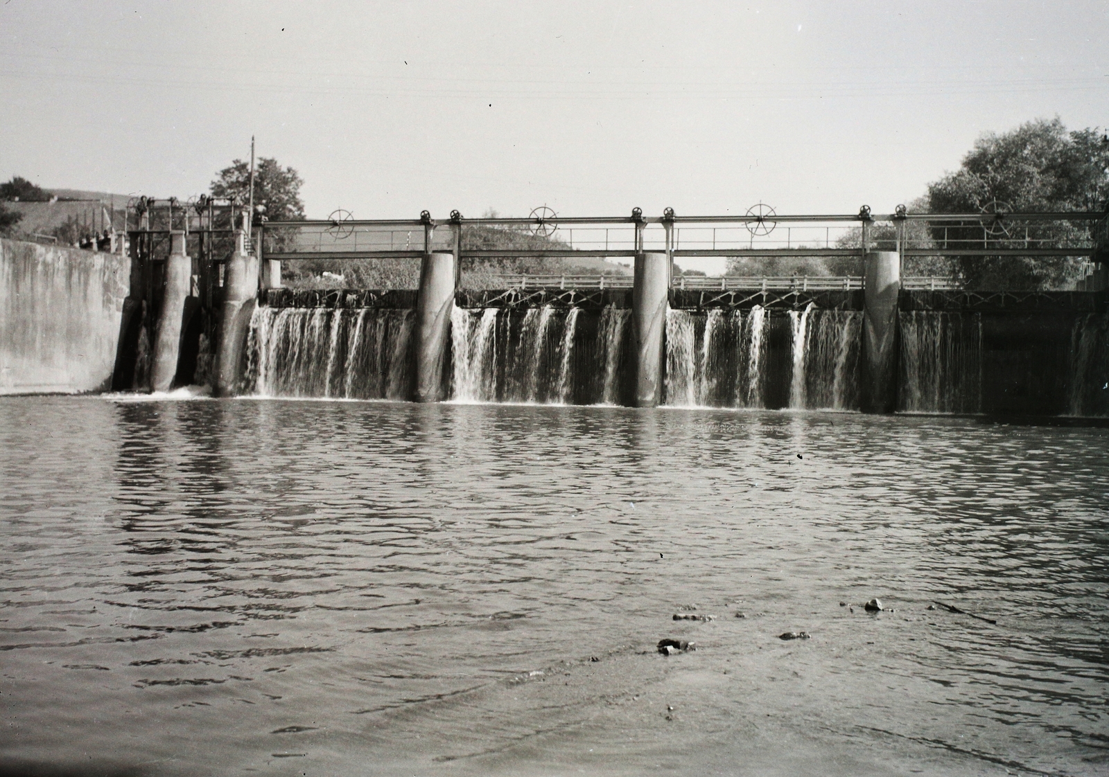 Románia,Erdély, Marosvásárhely, Turbina-árok gátja., 1940, Kókány Jenő, Fortepan #107453