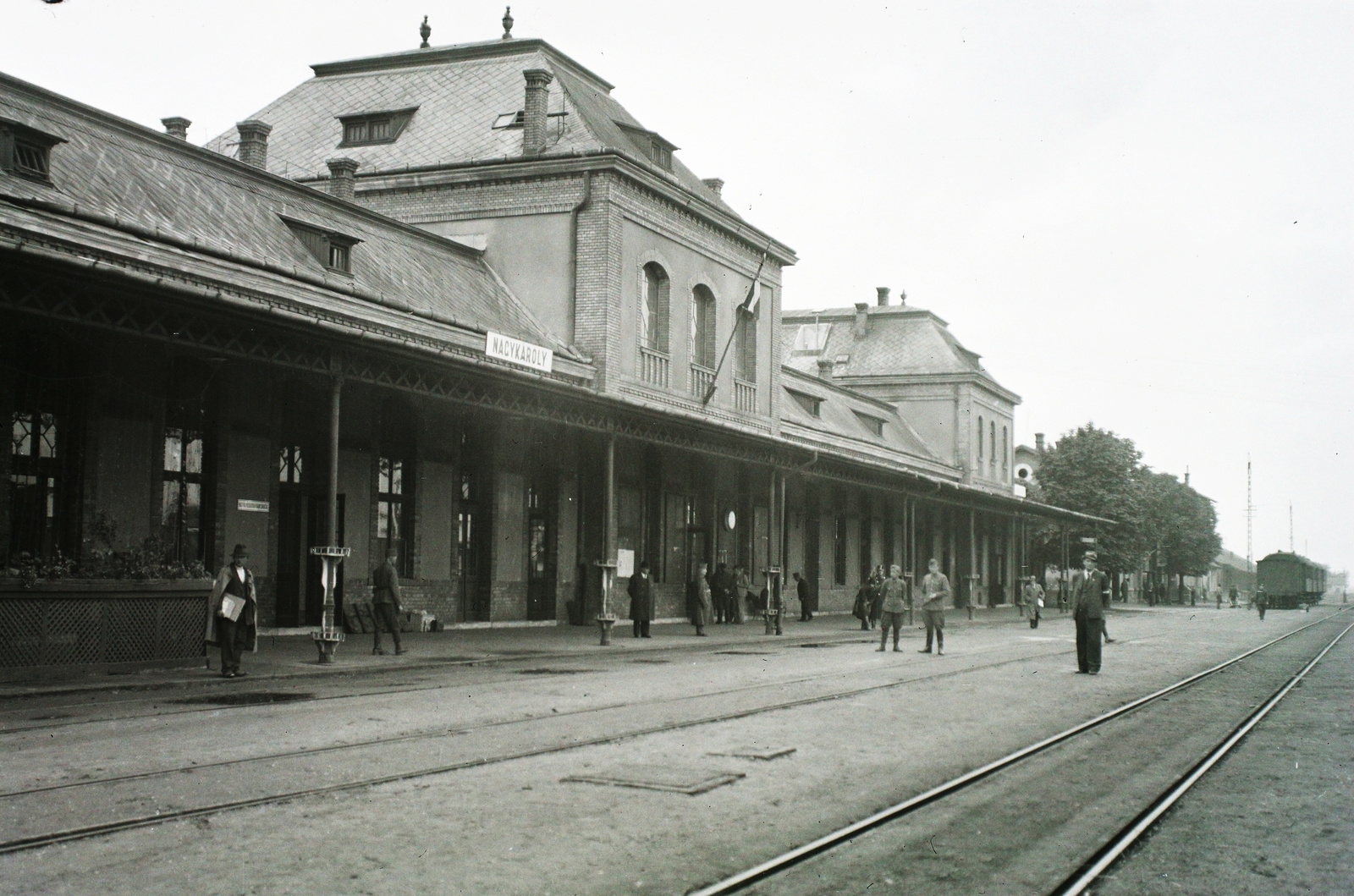Románia,Erdély, Nagykároly, vasútállomás., 1940, Kókány Jenő, vasútállomás, Fortepan #107458